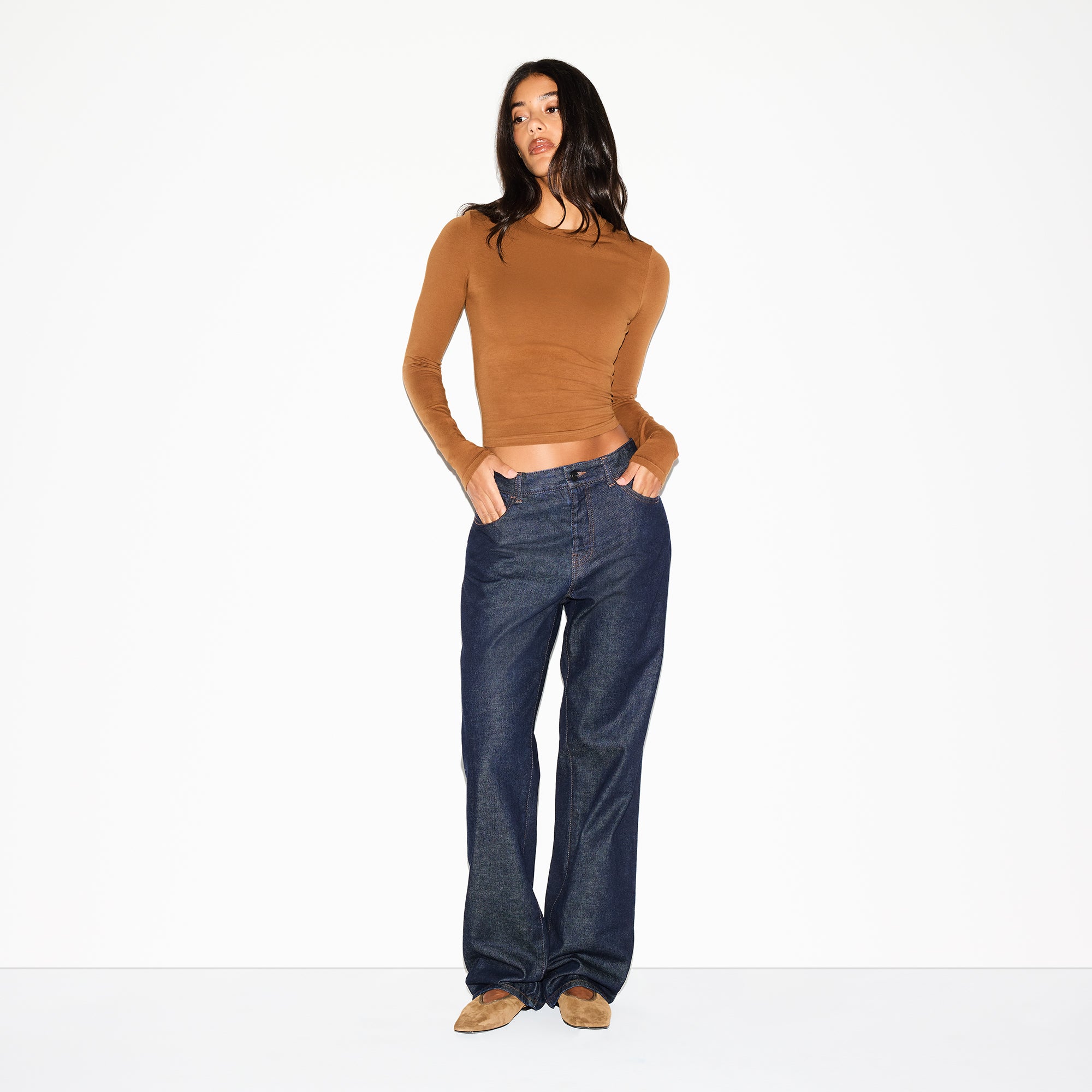 COTTON JERSEY LONG SLEEVE T-SHIRT | CHAI - Image 4