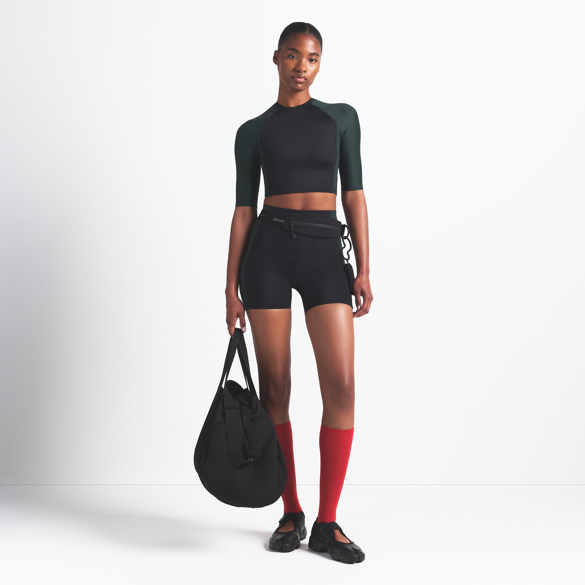 NikeSKIMS SHINE PADDED HALF SLEEVE CROP TOP | OBSIDIAN AND DARK TEAL - Image 2