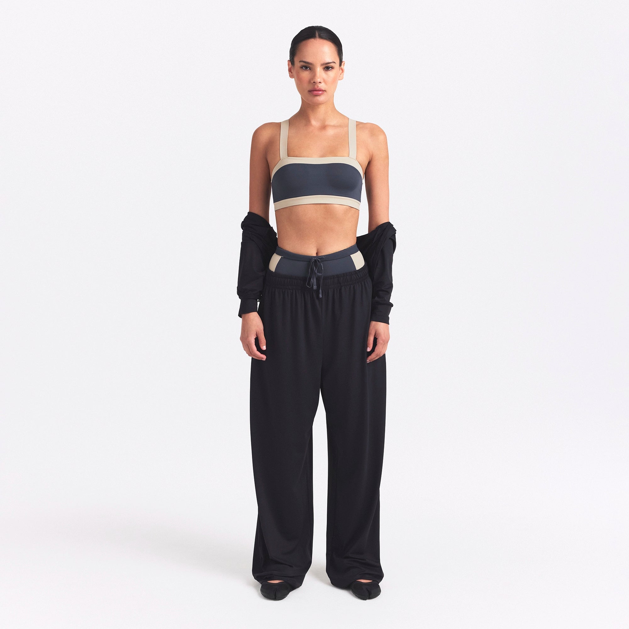 NikeSKIMS MATTE SHINE MIX STRAIGHT NECK BRA | DEEP ROYAL AND STONE - Image 2