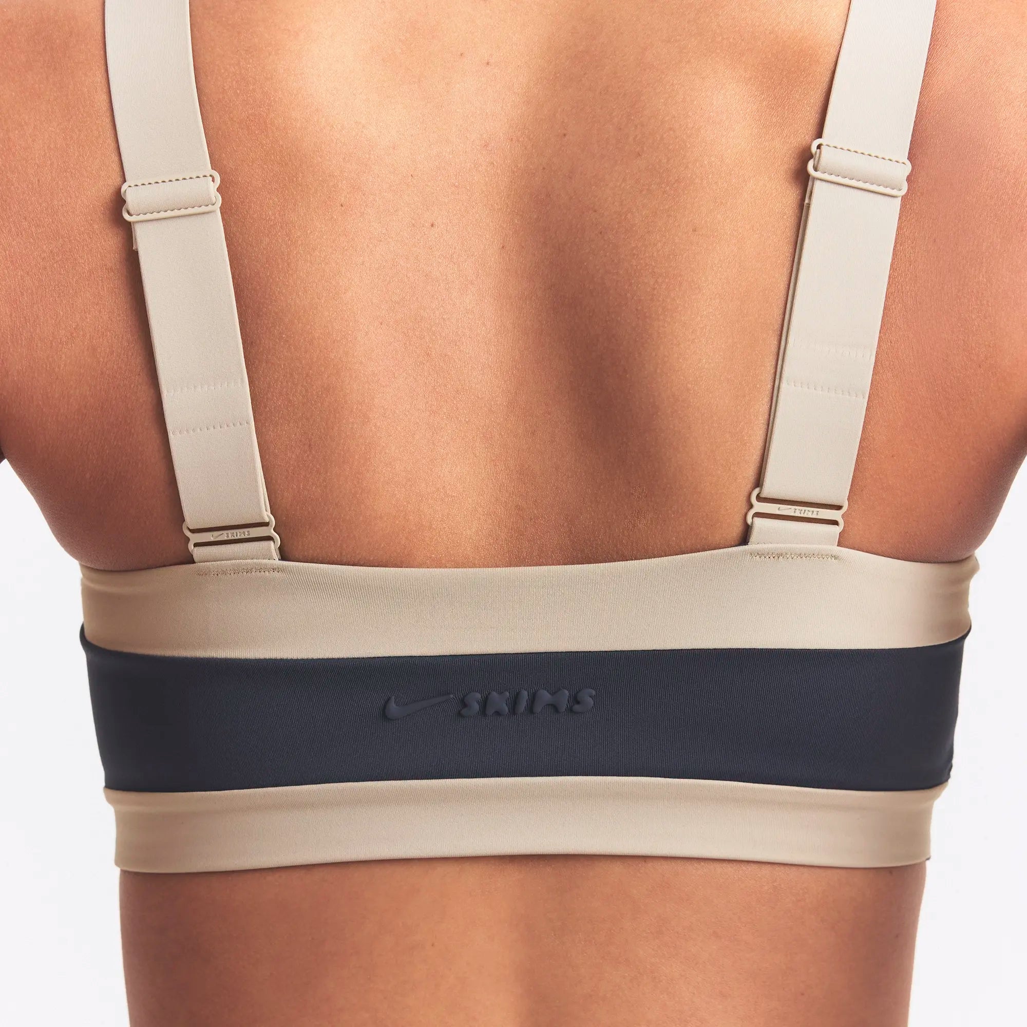 NikeSKIMS MATTE SHINE MIX STRAIGHT NECK BRA | DEEP ROYAL AND STONE - Image 5