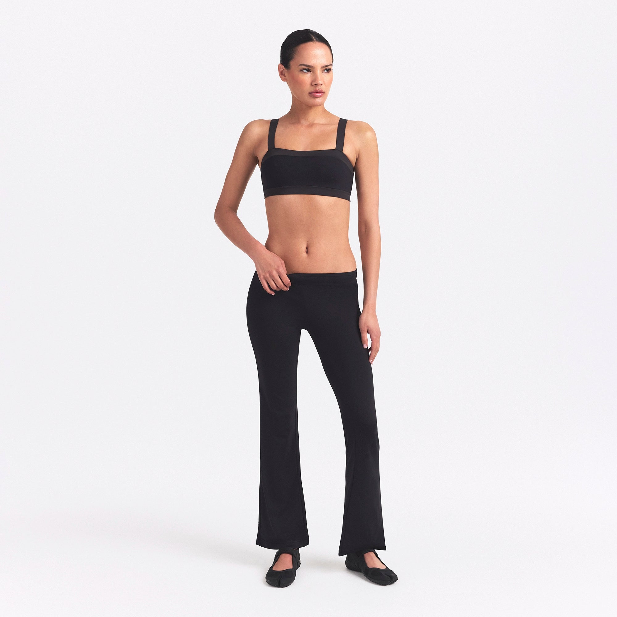 NikeSKIMS MATTE SHINE MIX STRAIGHT NECK BRA | OBSIDIAN AND IGNEOUS - Image 2