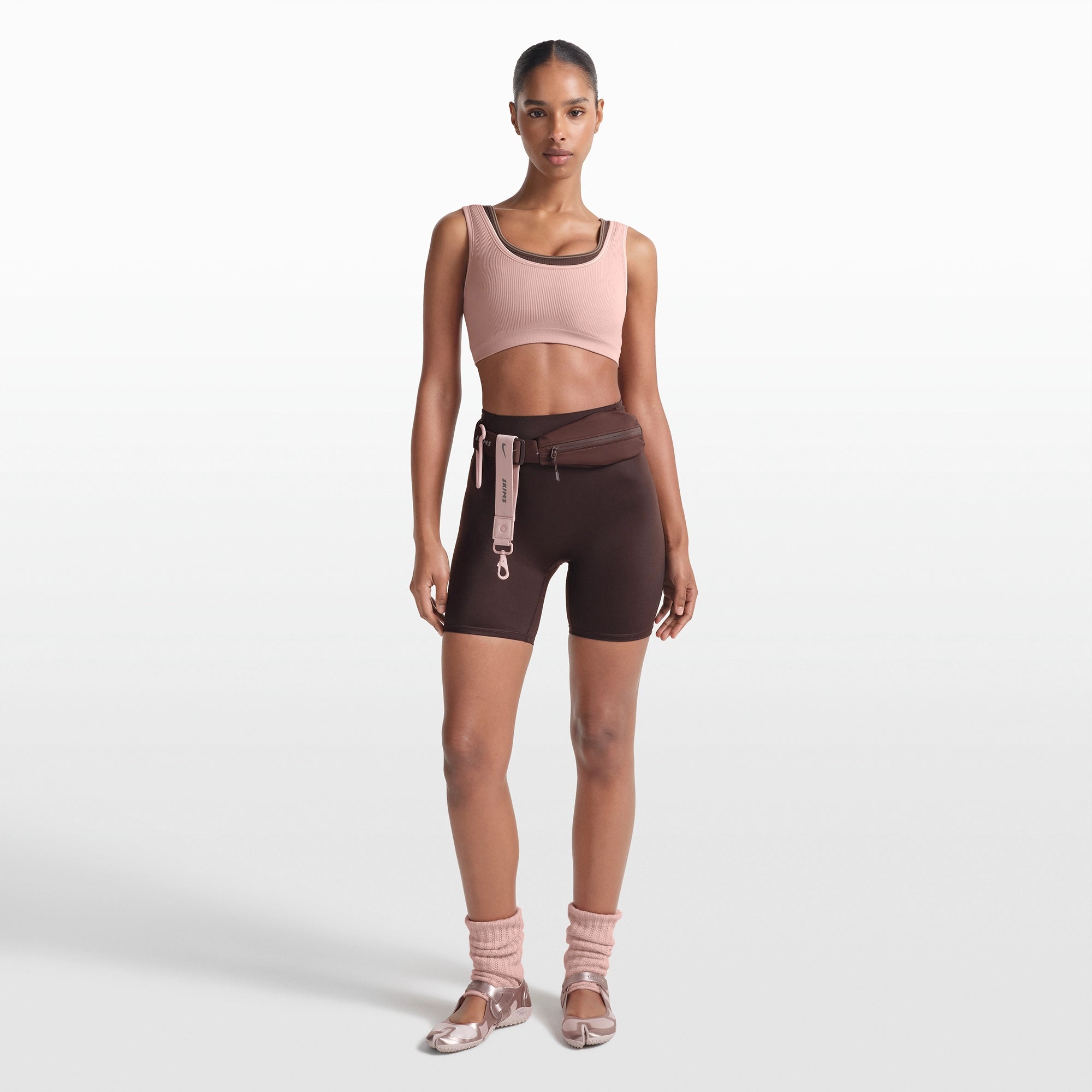 NikeSKIMS RIBBED SEAMLESS SCOOP BRA | HIMALAYAN - Image 2