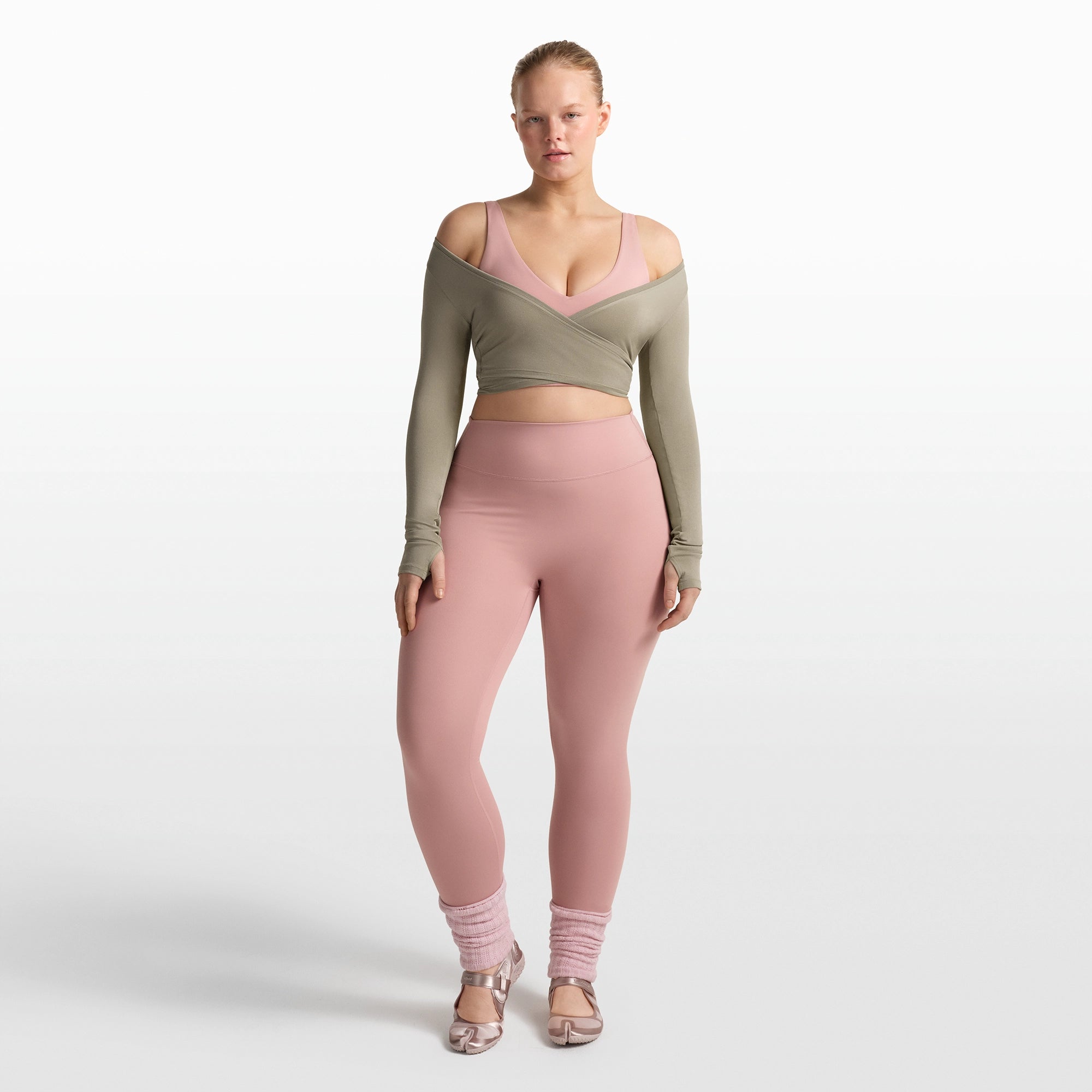 NikeSKIMS MATTE V-NECK BRA TOP | HIMALAYAN - Image 2