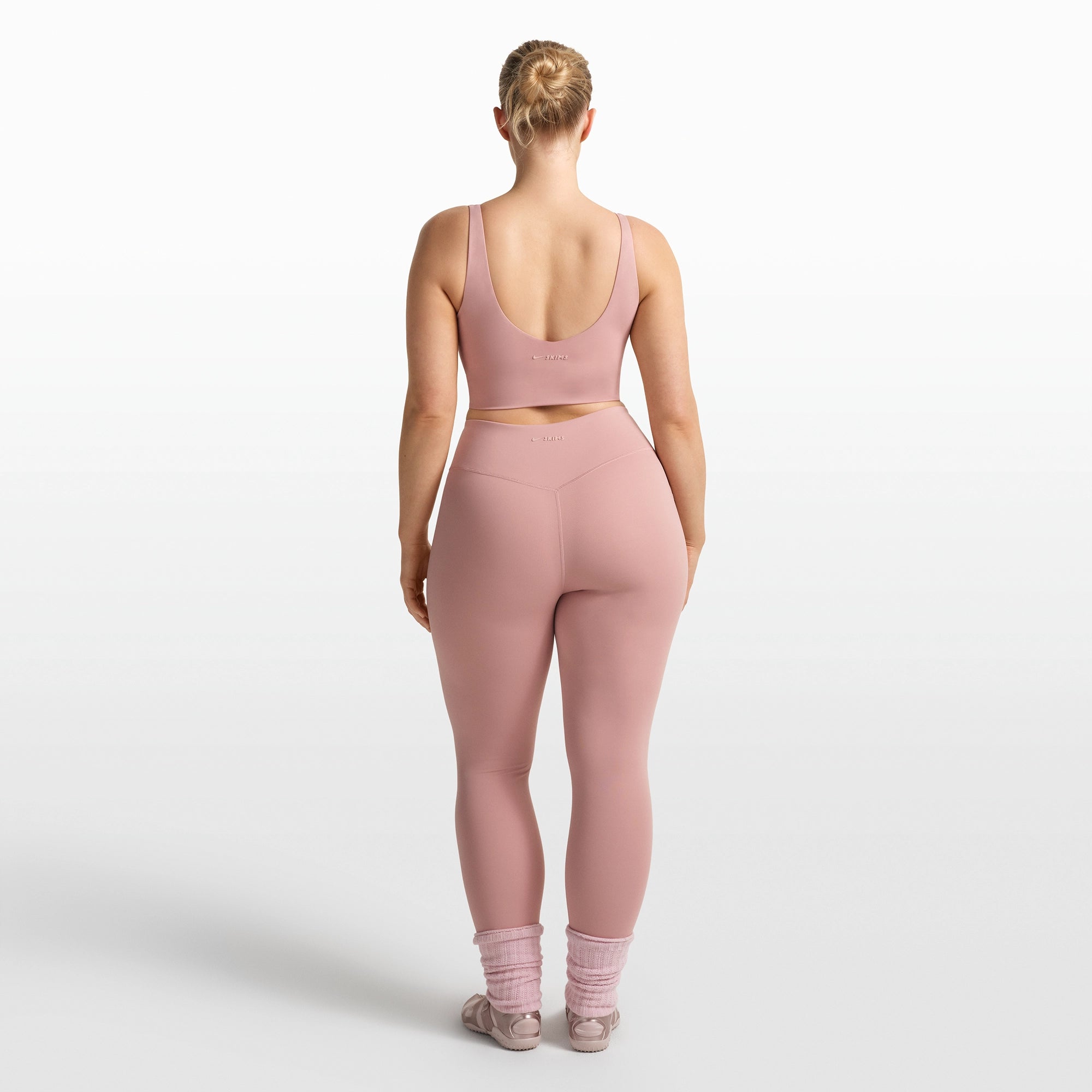 NikeSKIMS MATTE V-NECK BRA TOP | HIMALAYAN - Image 7