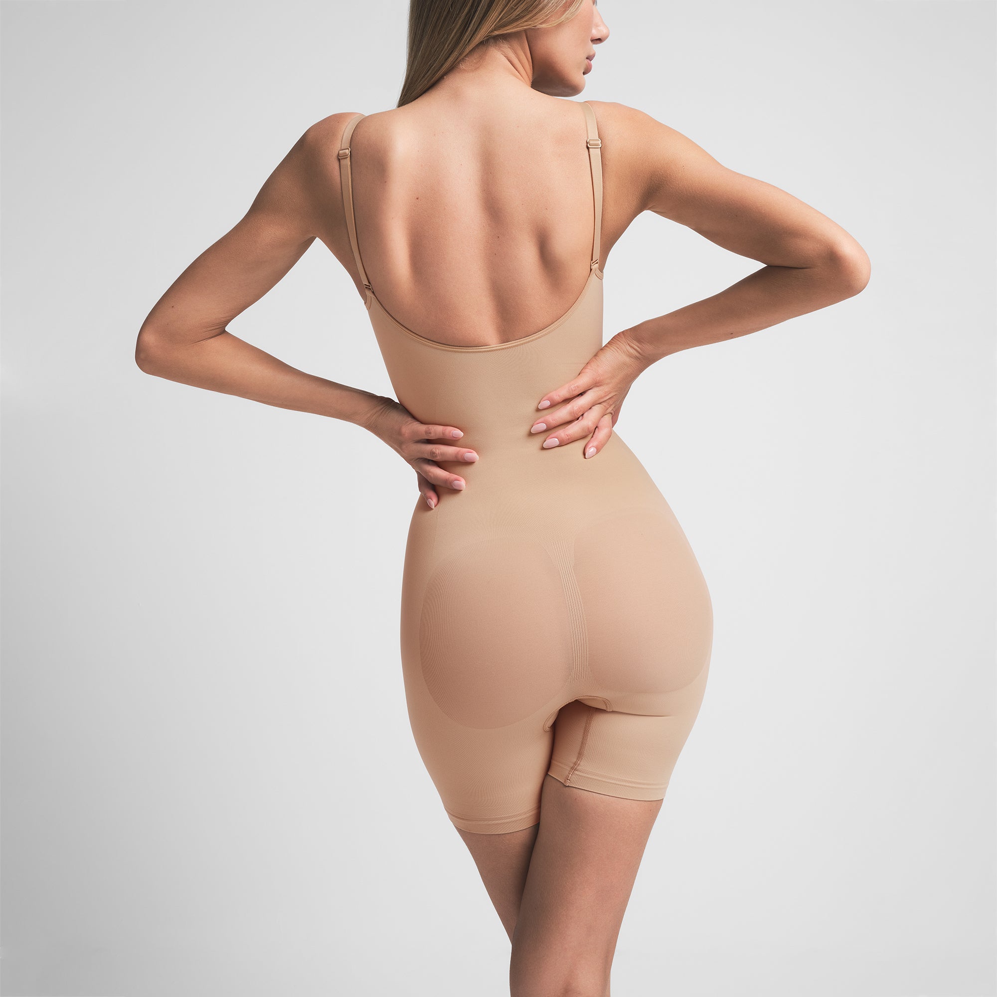 SEAMLESS SCULPT MID THIGH BODYSUIT | CLAY - Image 4