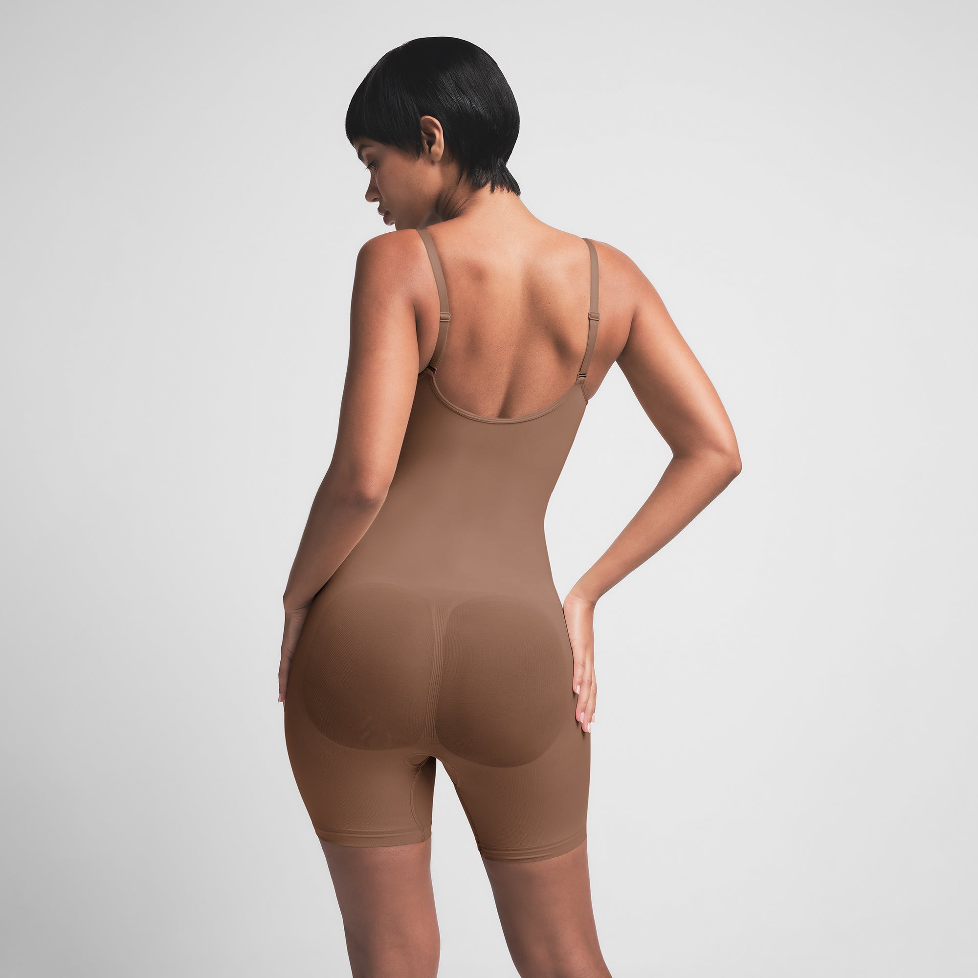 SEAMLESS SCULPT MID THIGH BODYSUIT | JASPER - Image 4