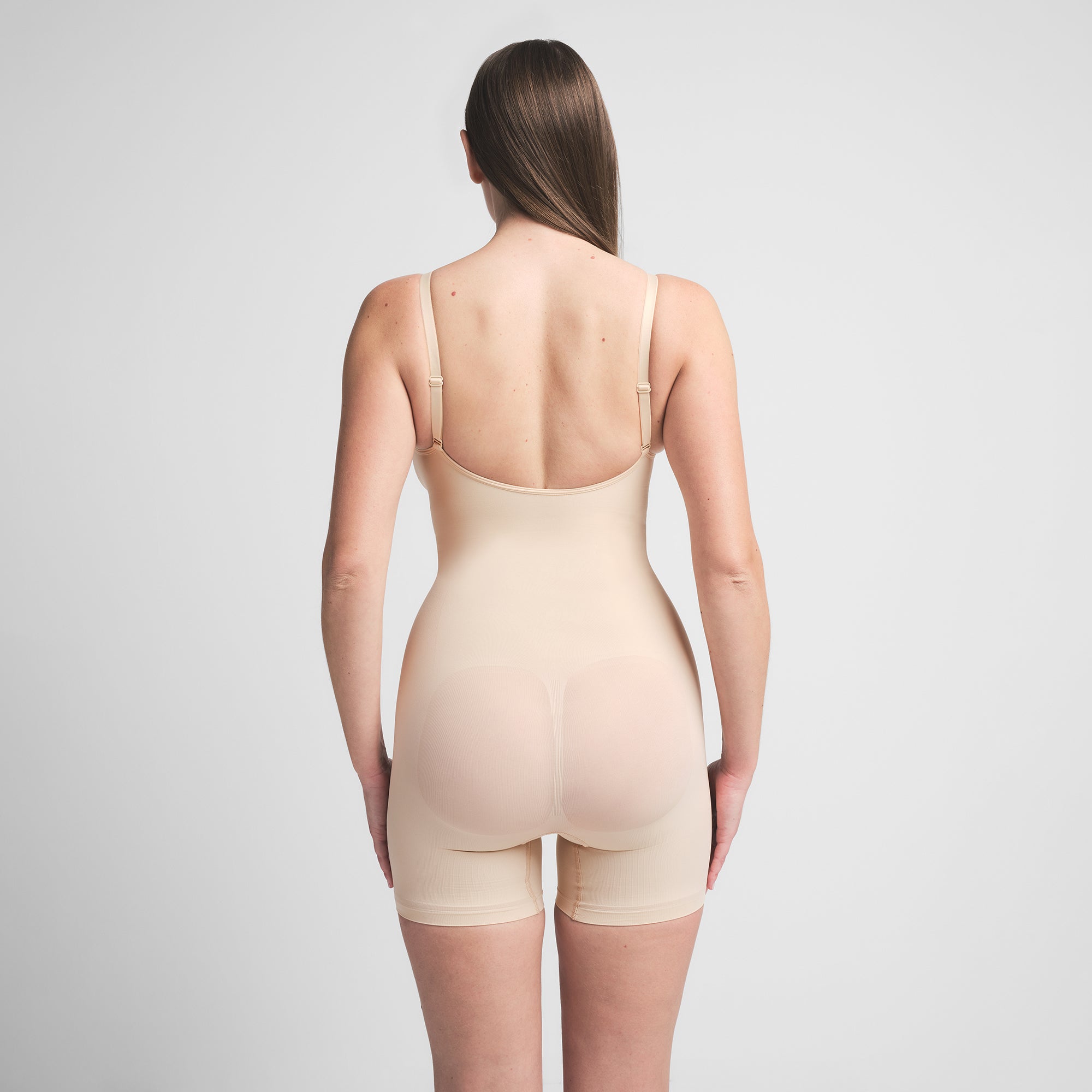 SEAMLESS SCULPT MID THIGH BODYSUIT | SAND - Image 4