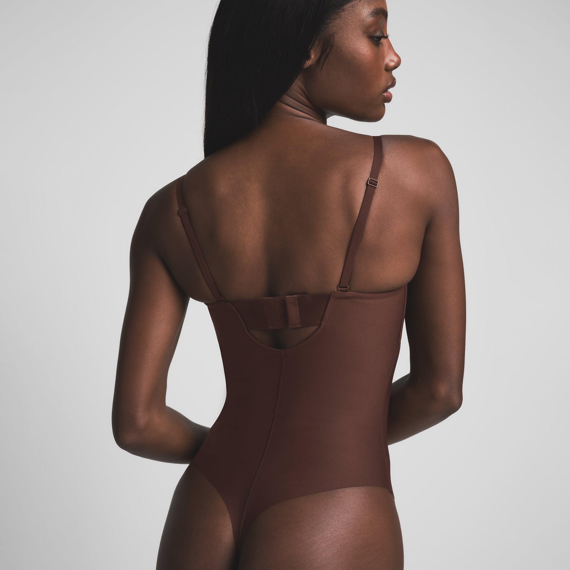 SKIMS BODY UNDERWIRE THONG BODYSUIT | COCOA - Image 4
