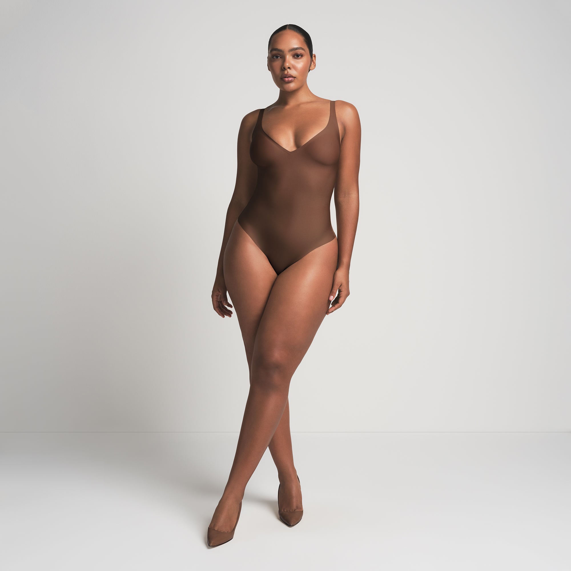 SKIMS BODY UNLINED PLUNGE THONG BODYSUIT | JASPER - Image 3
