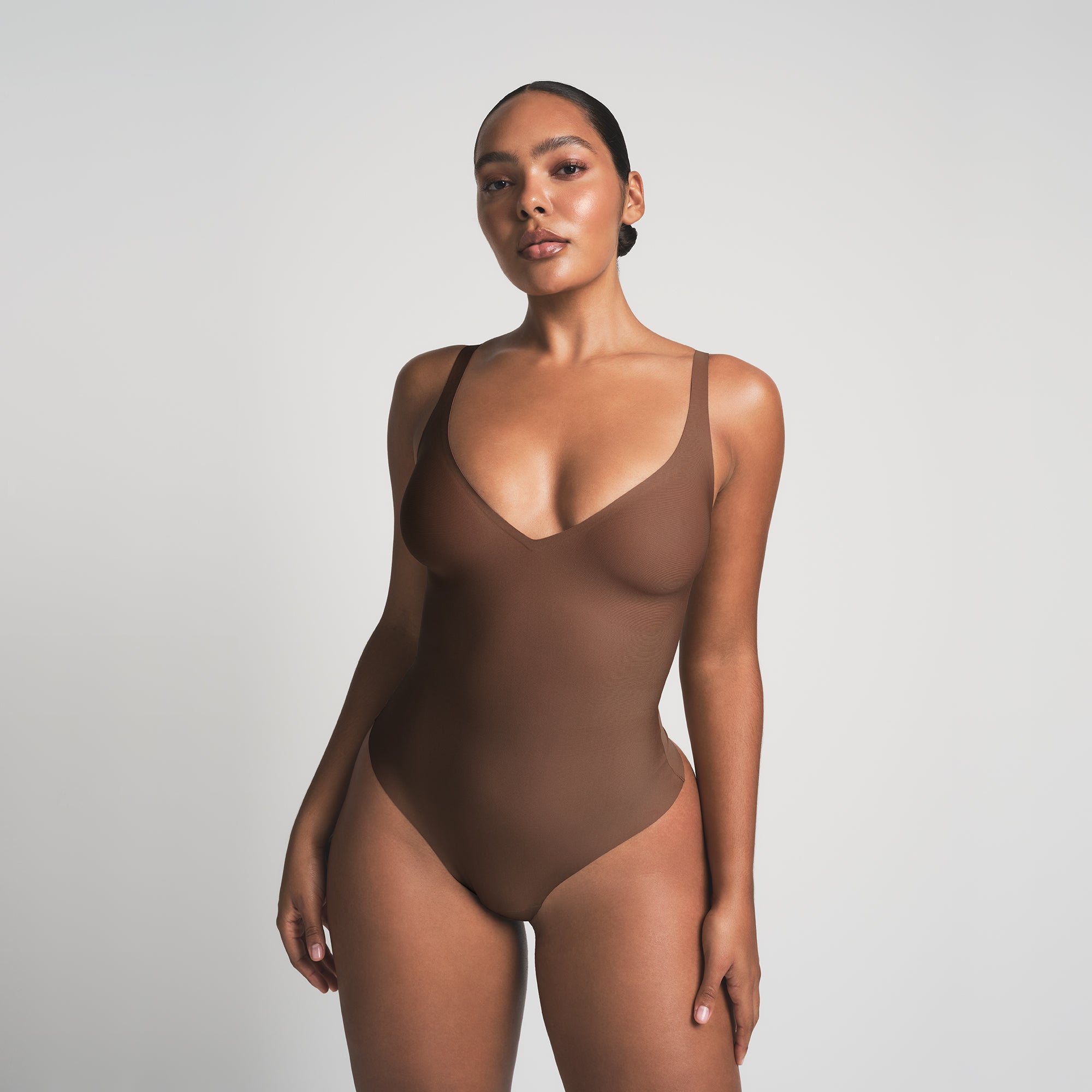 SKIMS BODY UNLINED PLUNGE THONG BODYSUIT | JASPER - Image 2
