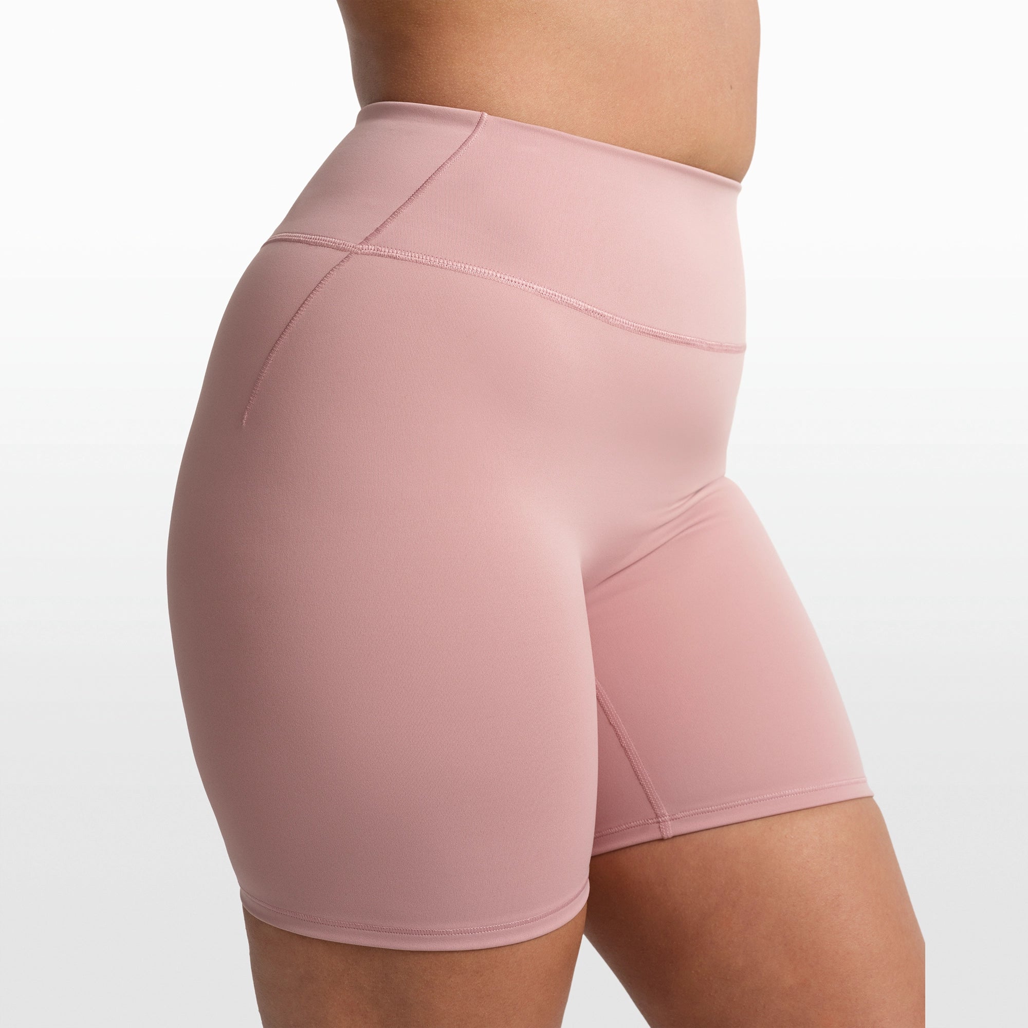 NikeSKIMS MATTE 5 BIKER SHORT | HIMALAYAN - Image 4