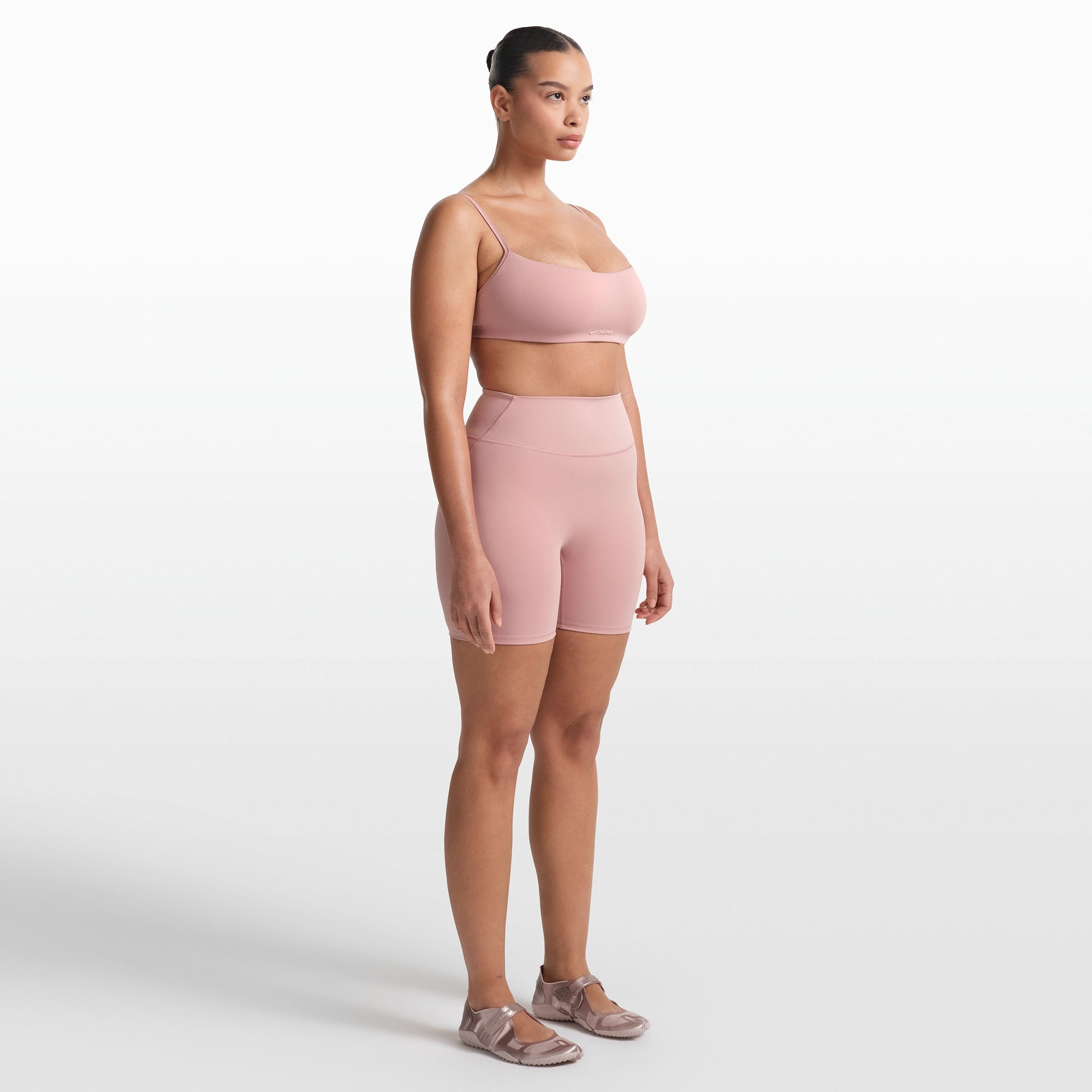 NikeSKIMS MATTE 5 BIKER SHORT | HIMALAYAN - Image 3