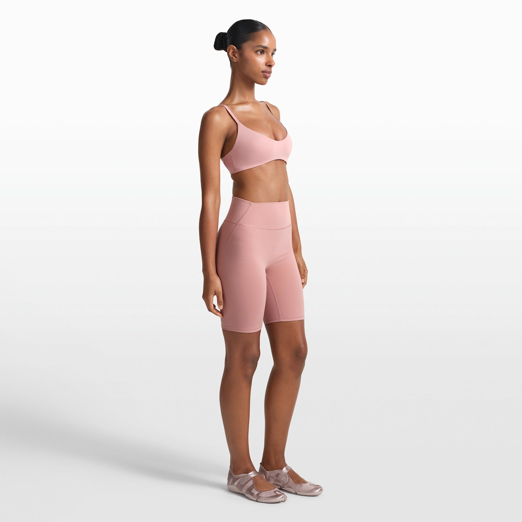NikeSKIMS MATTE 7 BIKER SHORT | HIMALAYAN - Image 5