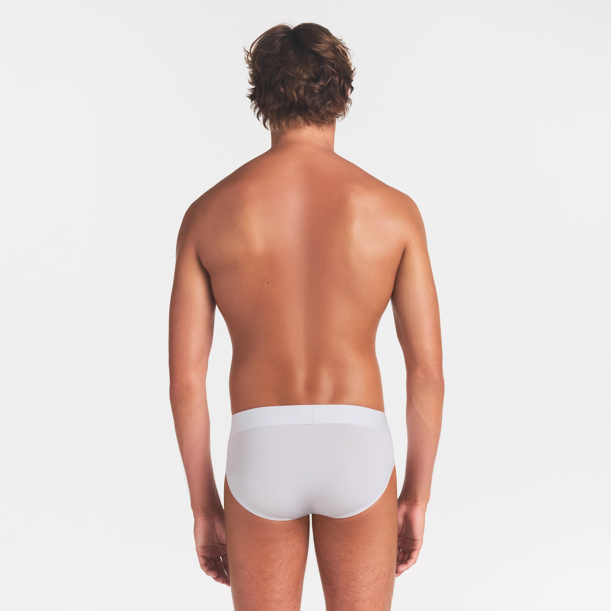 SKIMS STRETCH MENS BRIEF | CHALK - Image 4