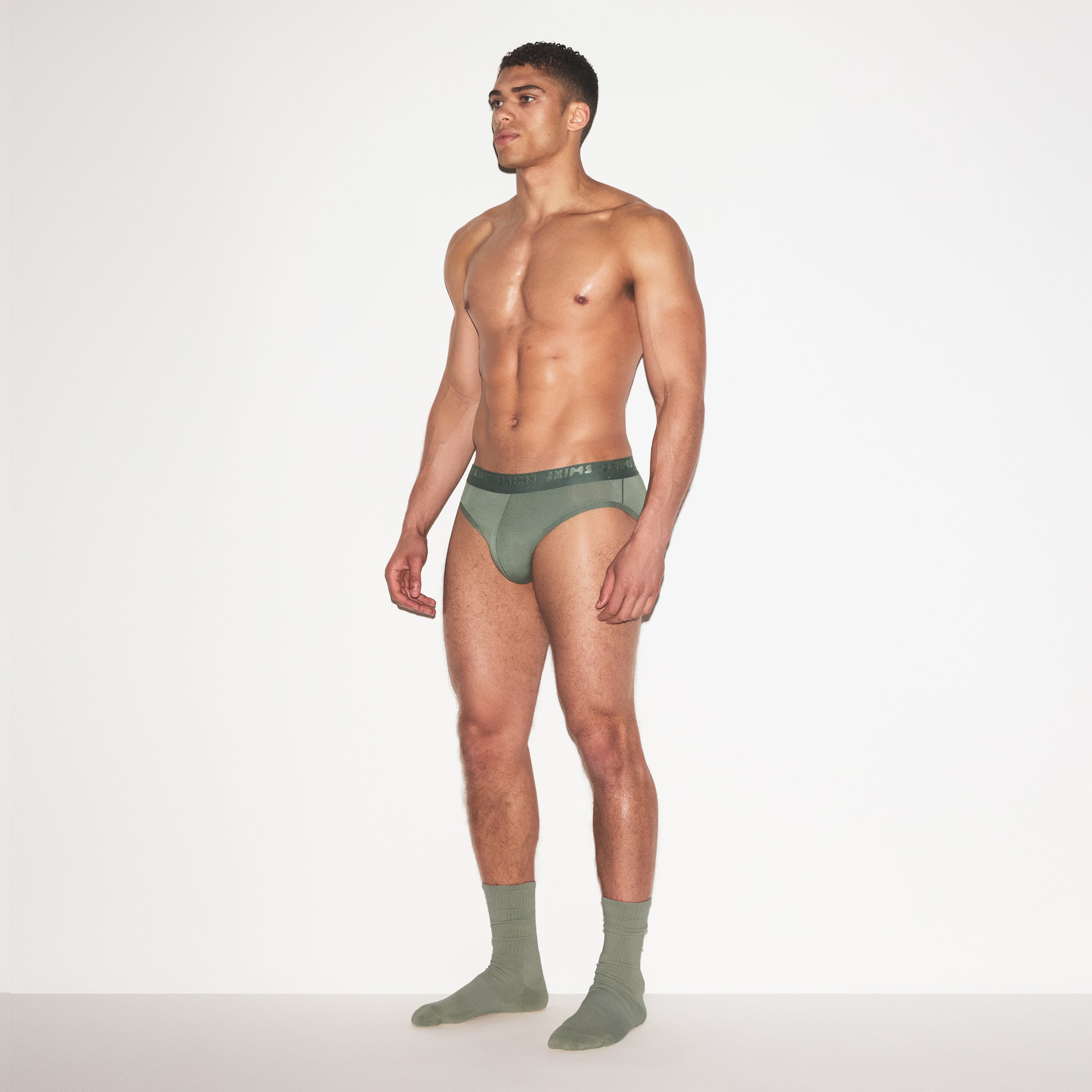 SKIMS STRETCH MENS BRIEF 3-PACK | LAUREL MULTI - Image 4