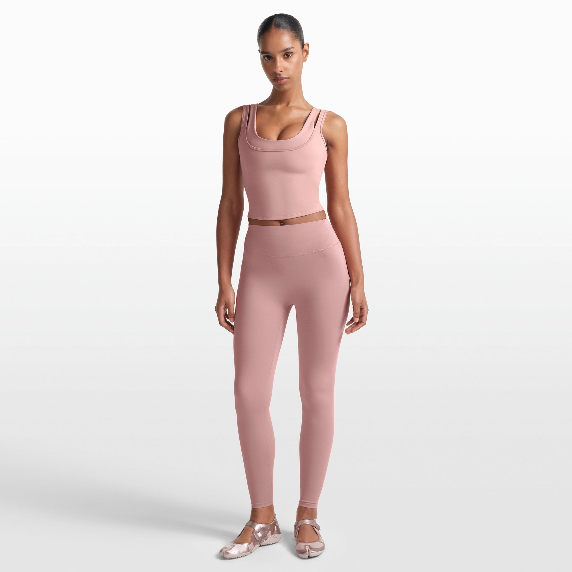 NikeSKIMS MATTE 26 LEGGING | HIMALAYAN - Image 2