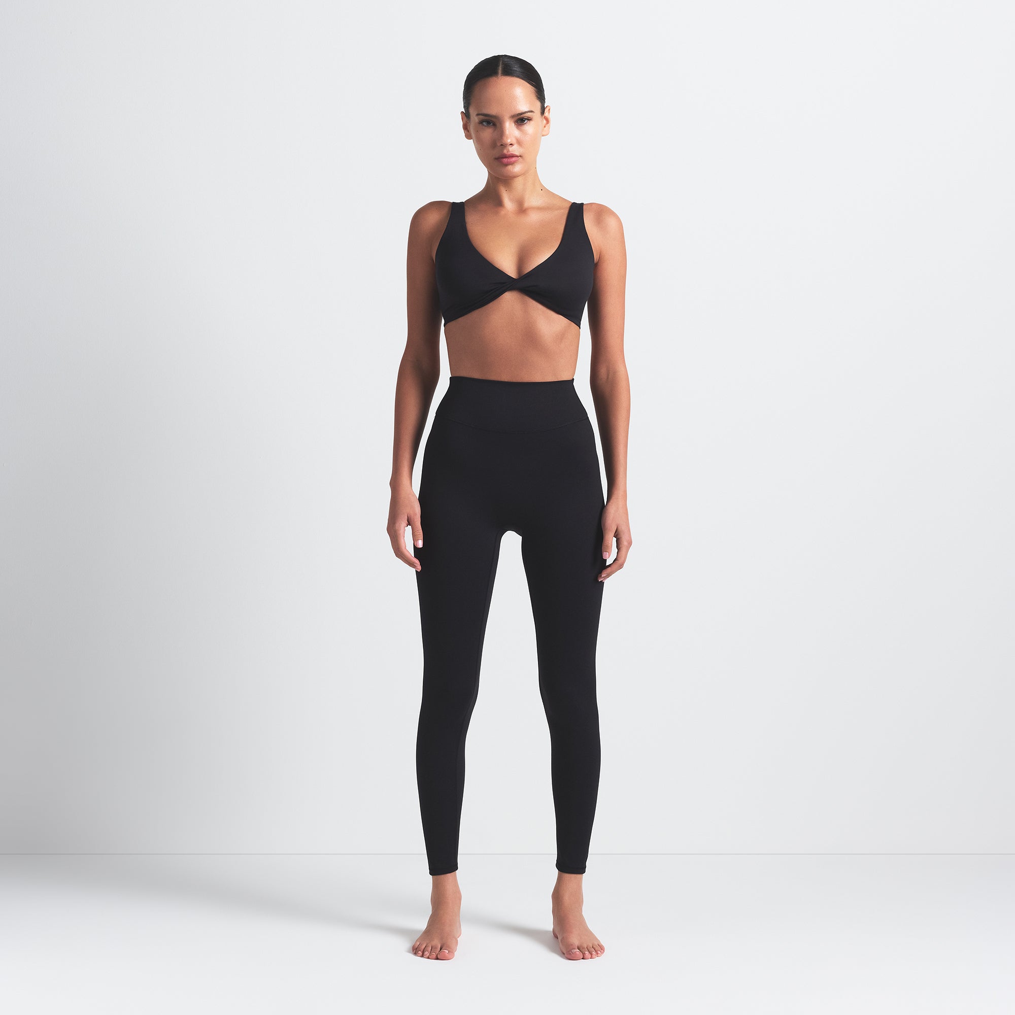 NikeSKIMS MATTE 26 LEGGING | OBSIDIAN - Image 5