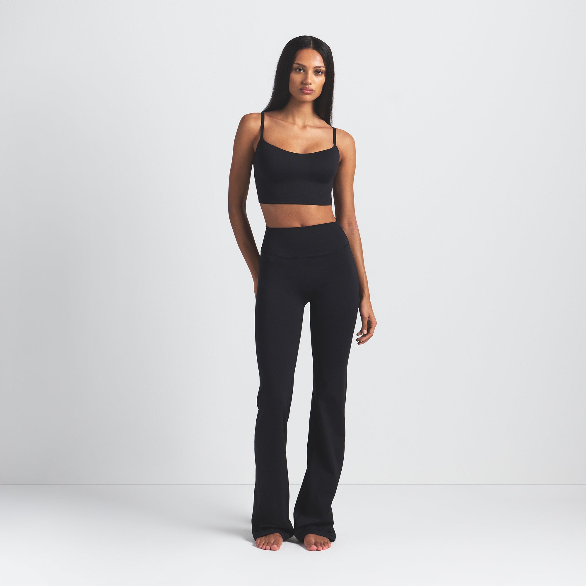 NikeSKIMS MATTE SLIM FLARE LEGGING | OBSIDIAN - Image 5