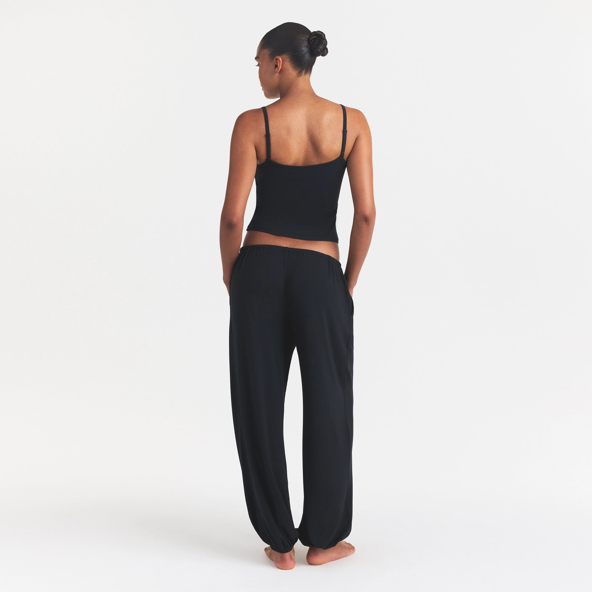 SKIMS SLEEP BALLOON PANT | ONYX - Image 4