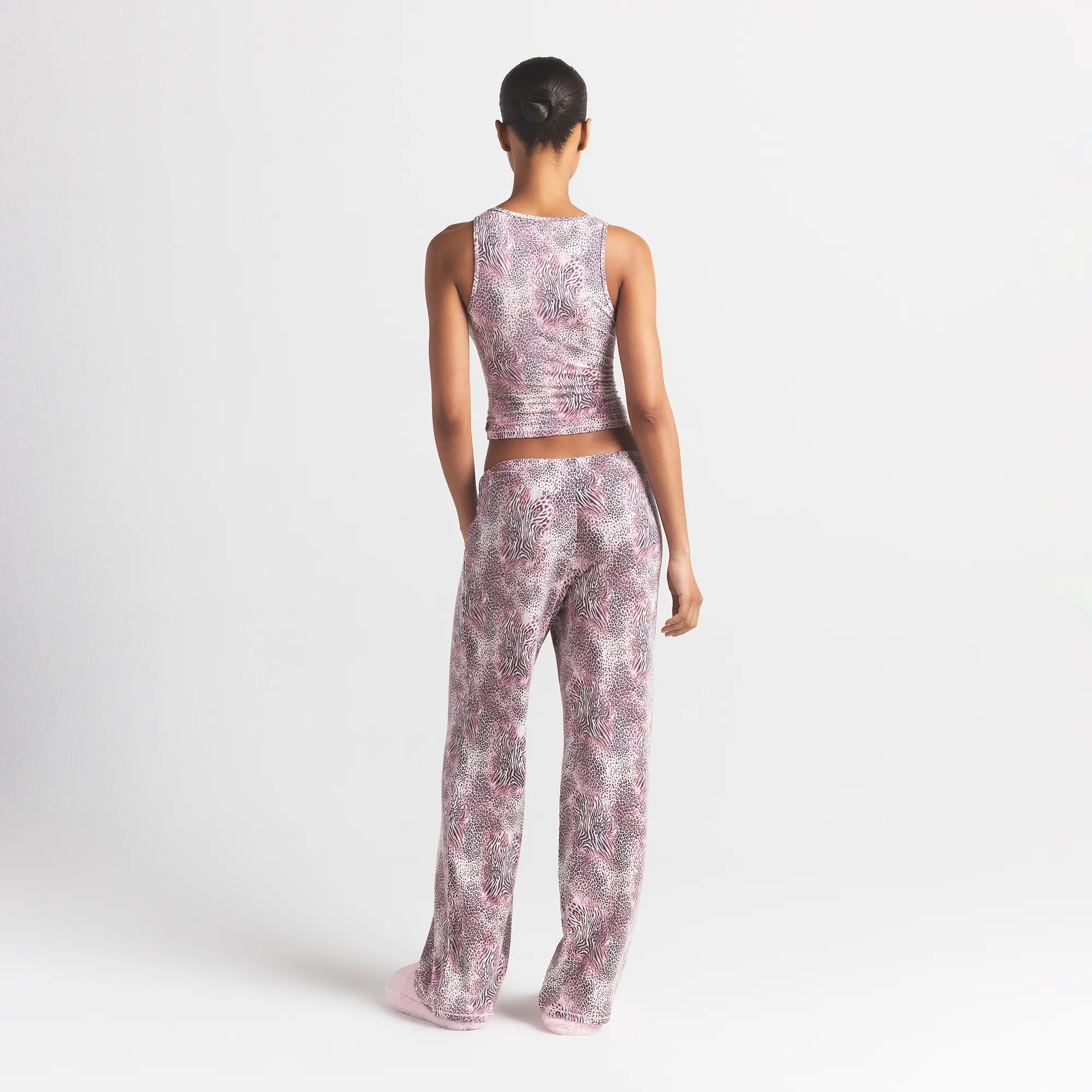 SKIMS SLEEP STRAIGHT LEG PANT | BLOOM MINI MULTI ANIMAL - Image 5