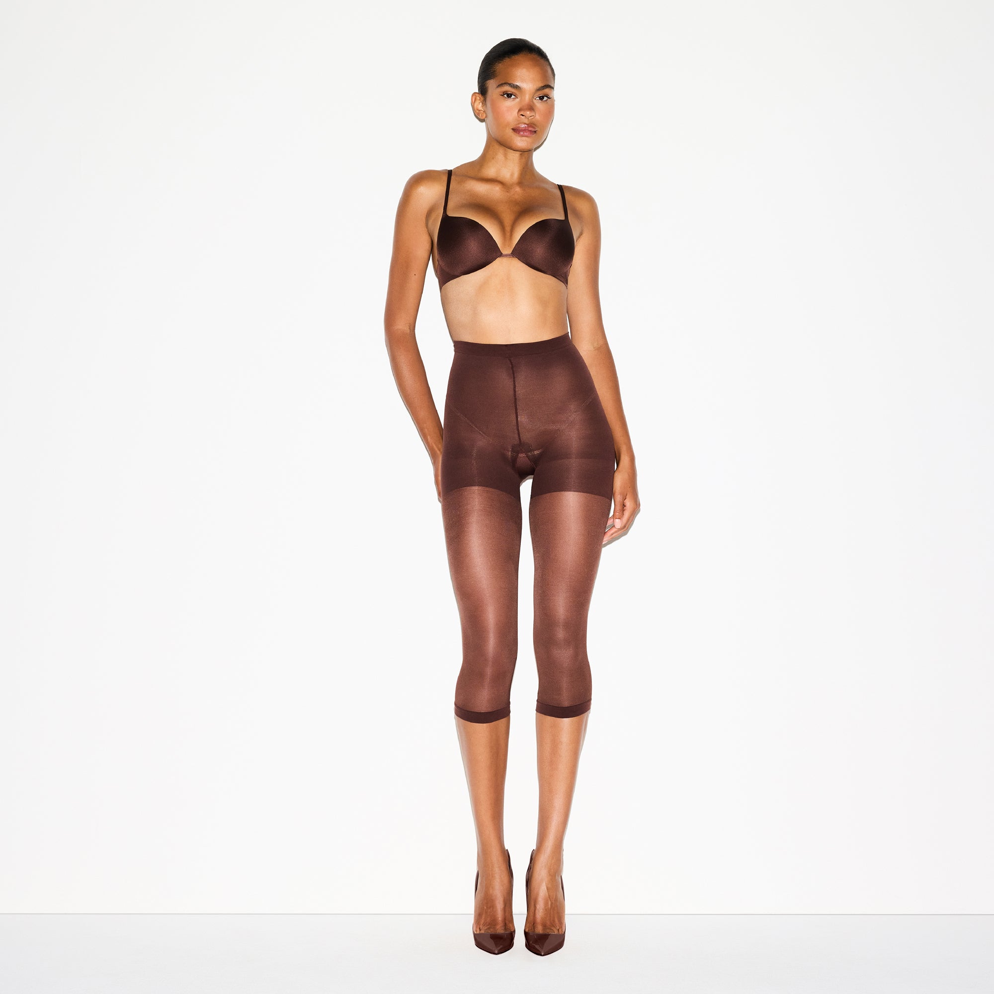 HOSIERY SHAPING CAPRI TIGHTS | COCOA - Image 2
