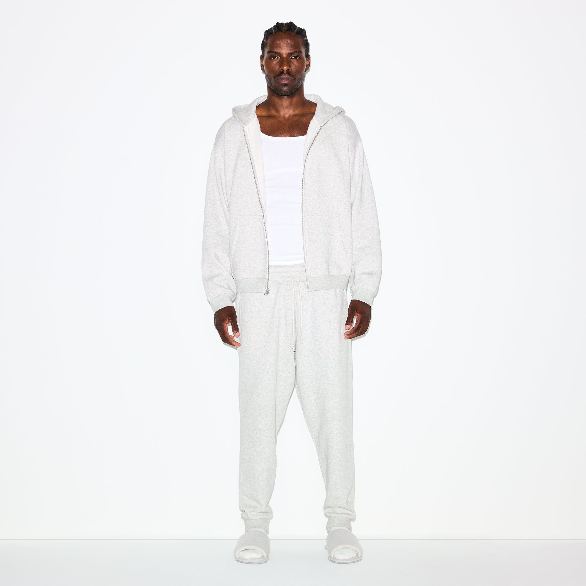 FLEECE LOUNGE MENS TAPERED JOGGER | LIGHT HEATHER GREY - Image 4