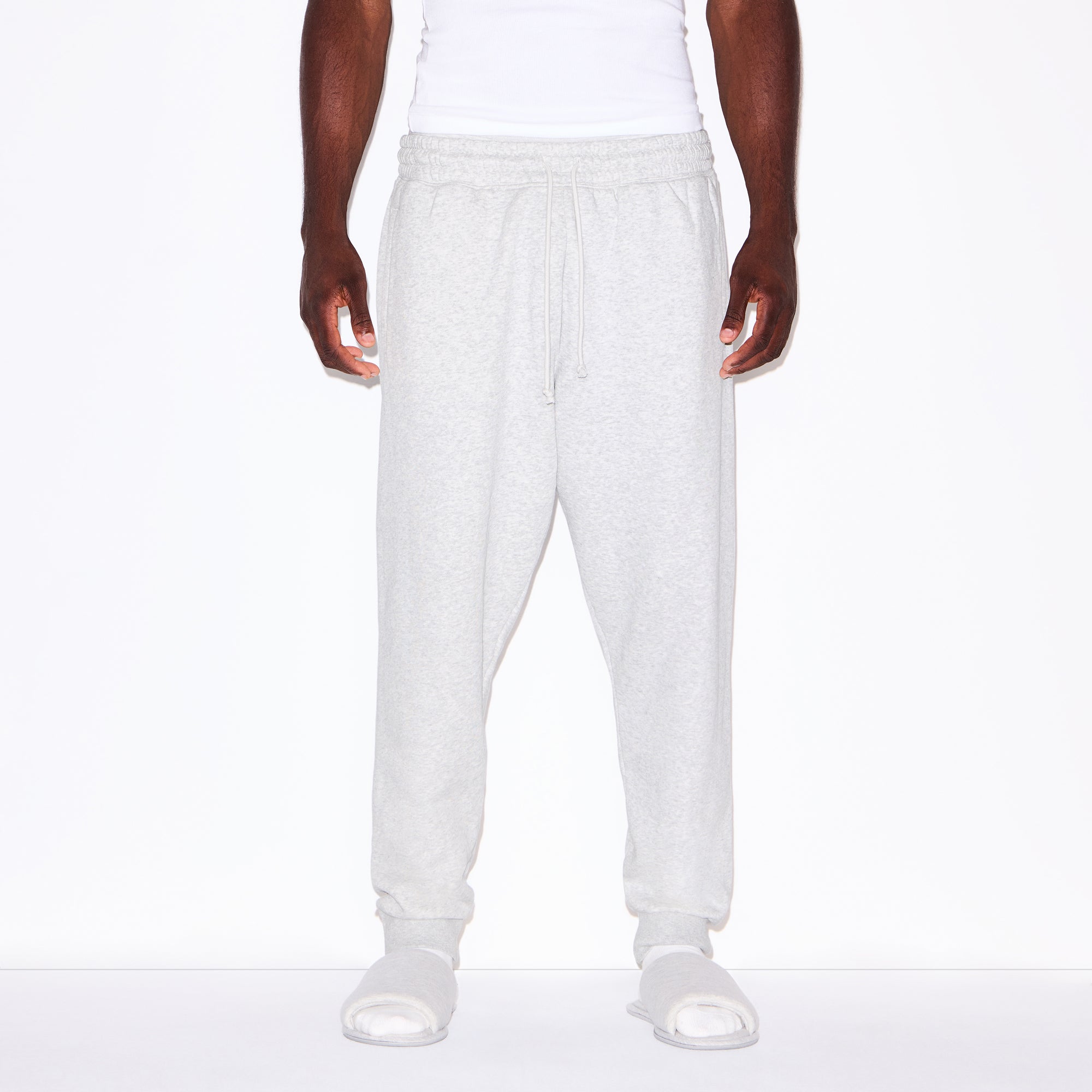 FLEECE LOUNGE MENS TAPERED JOGGER | LIGHT HEATHER GREY - Image 5