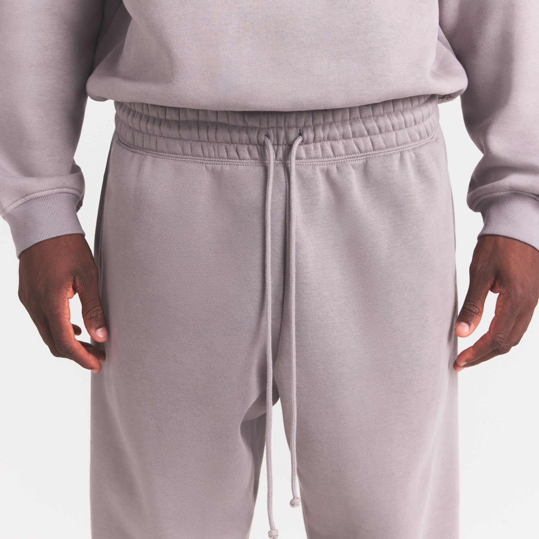FLEECE LOUNGE MENS TAPERED JOGGER | SHADOW - Image 4