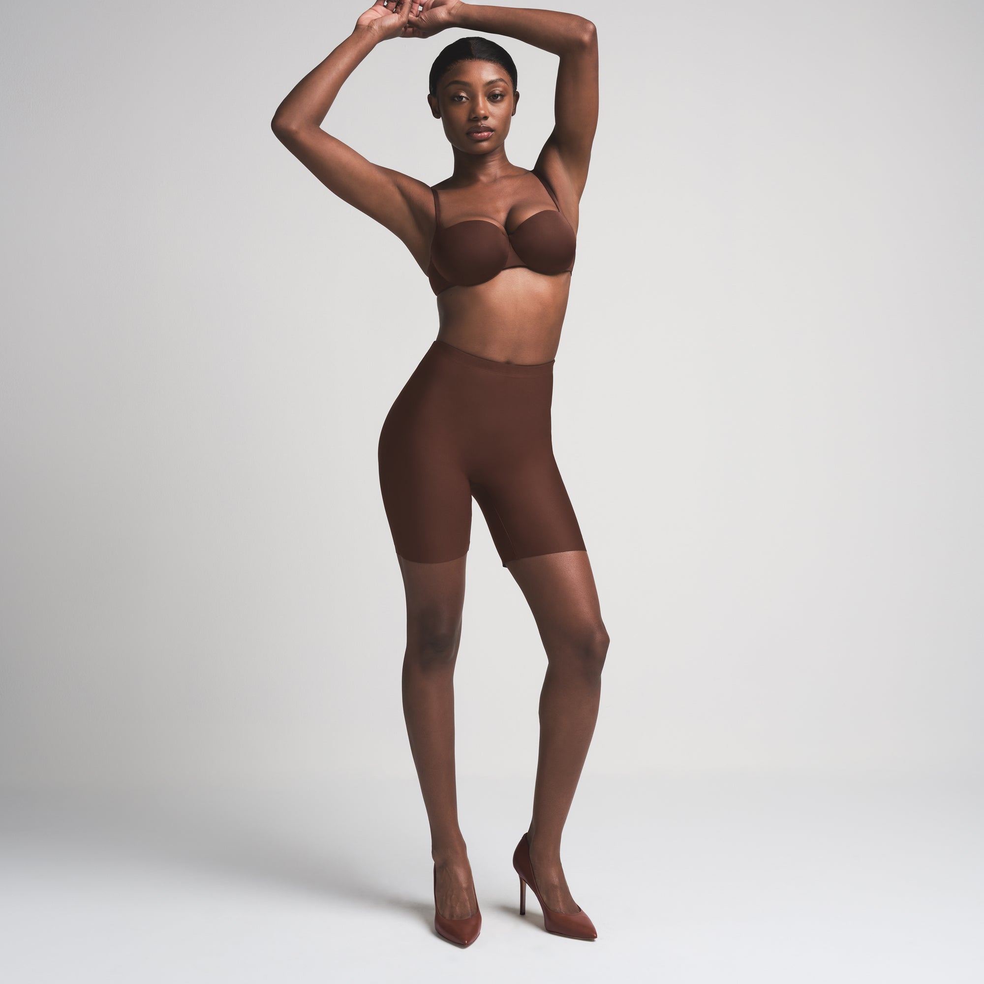 SKIMS BODY BUTT ENHANCING PADDED SHORT | COCOA - Image 6
