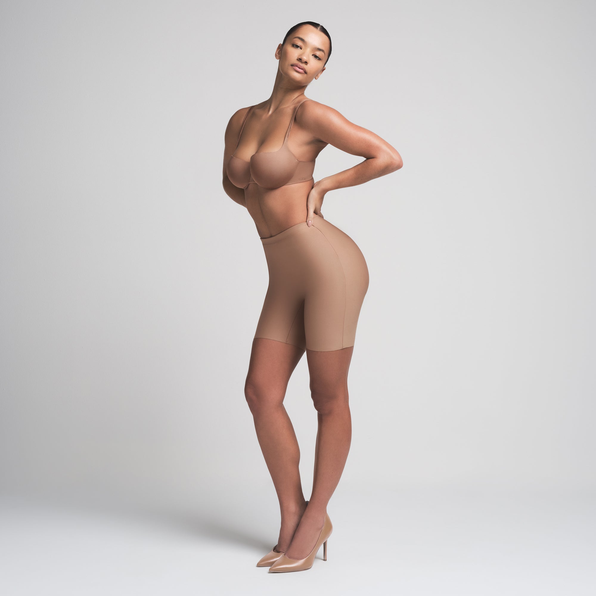 SKIMS BODY BUTT ENHANCING PADDED SHORT | SIENNA - Image 6