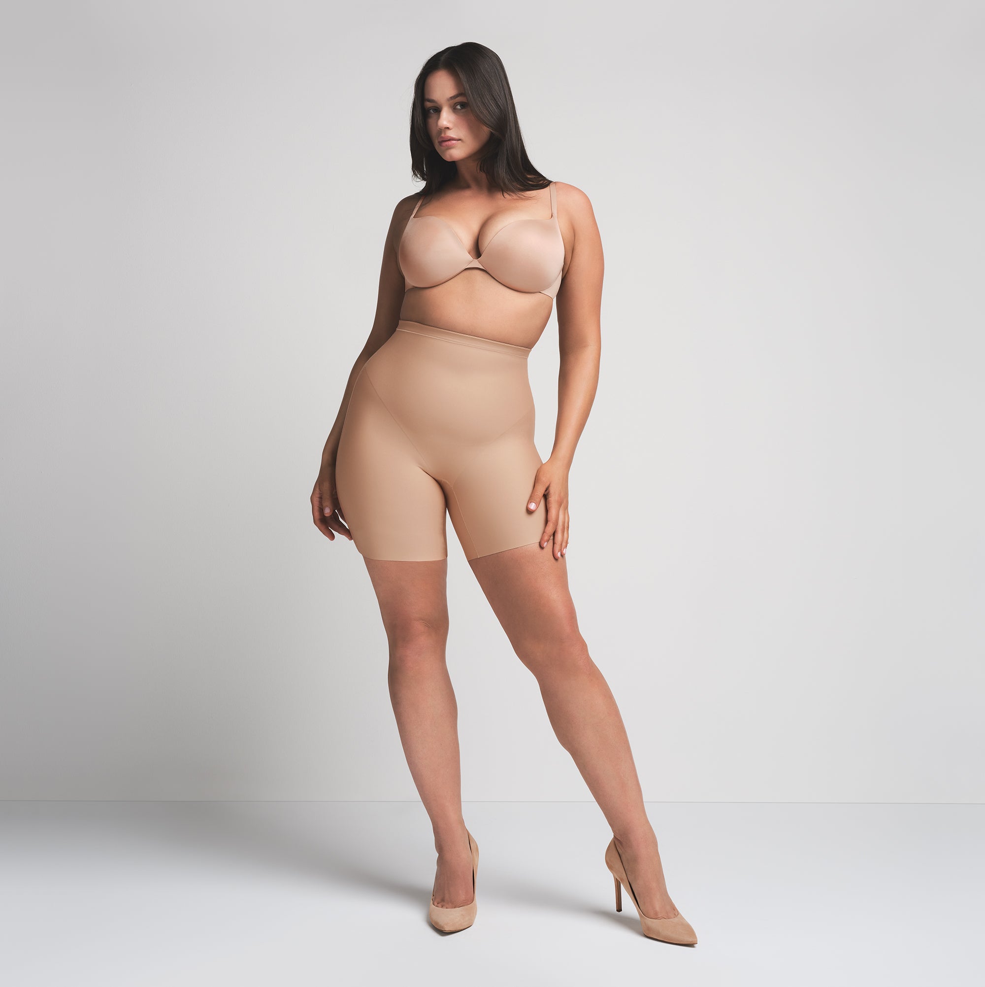 SKIMS BODY CORE SCULPT MID RISE SHORT | CLAY - Image 7