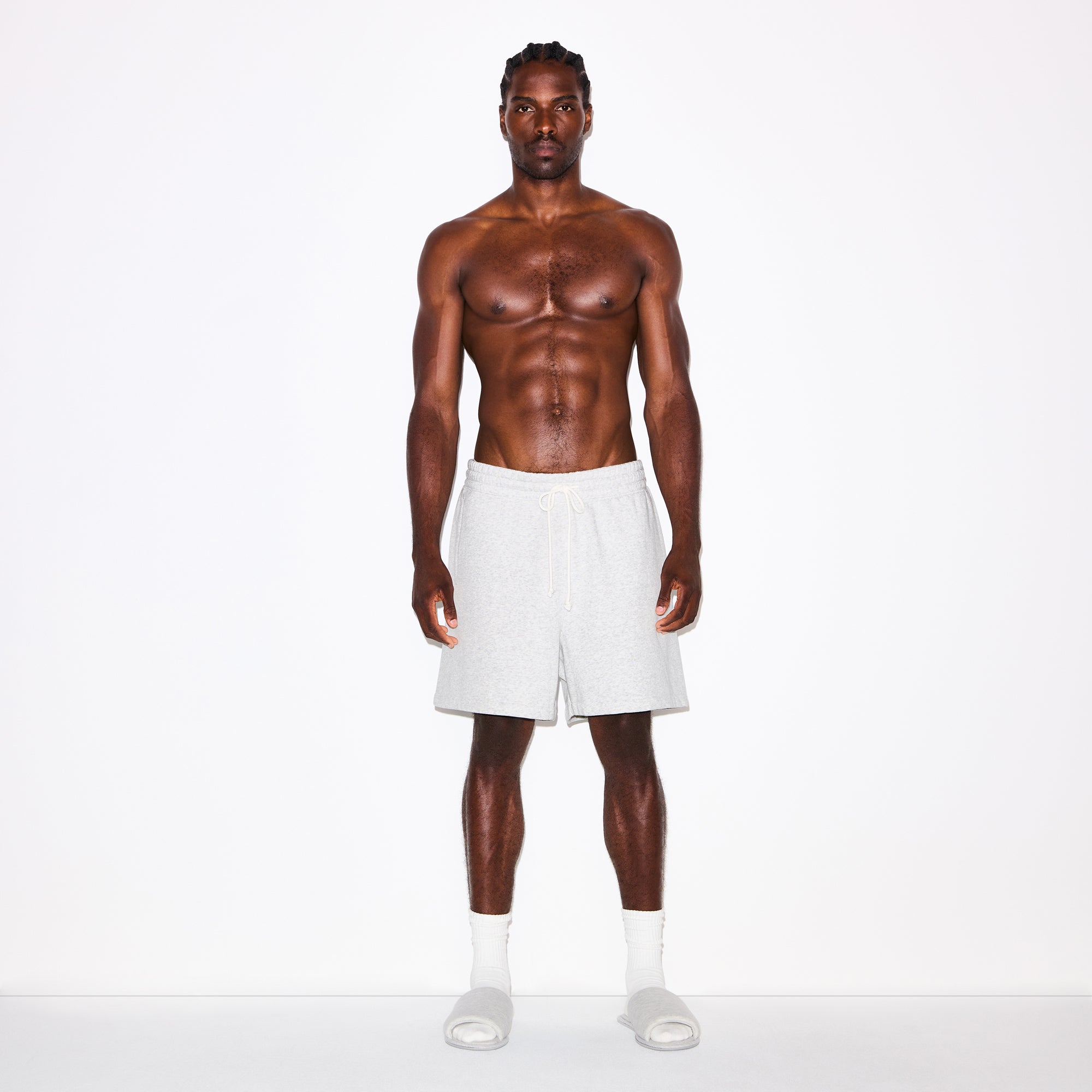 FLEECE LOUNGE MENS RELAXED SHORT | LIGHT HEATHER GREY - Image 2