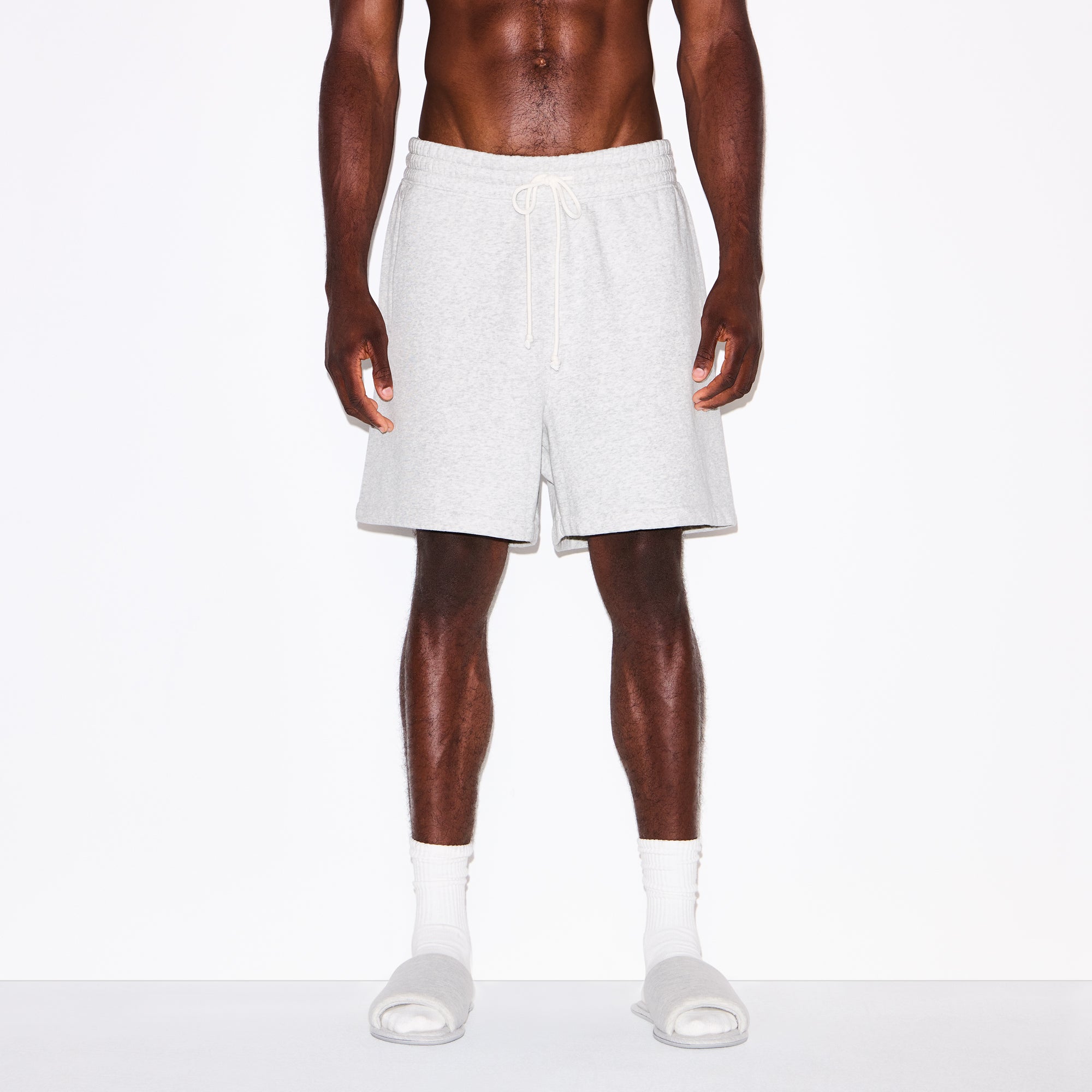 FLEECE LOUNGE MENS RELAXED SHORT | LIGHT HEATHER GREY - Image 4