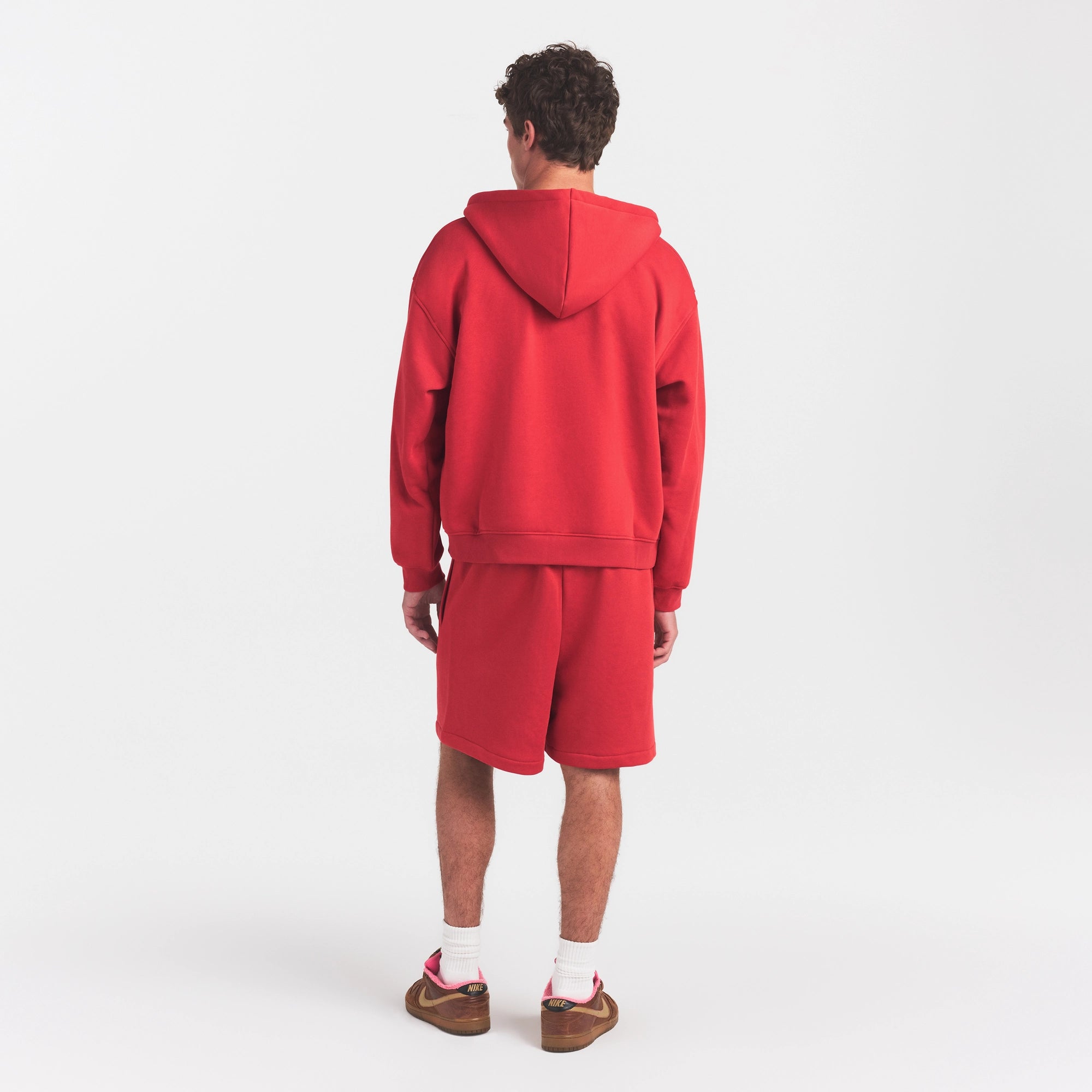 FLEECE LOUNGE MENS RELAXED SHORT | WASHED RED - Image 5
