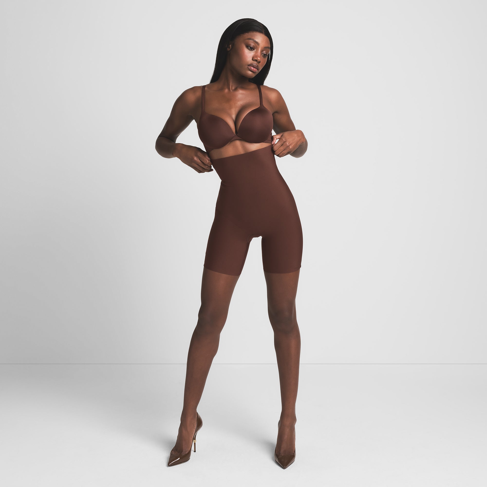 SKIMS BODY CORE SCULPT HIGH-WAISTED SHORT | COCOA - Image 2
