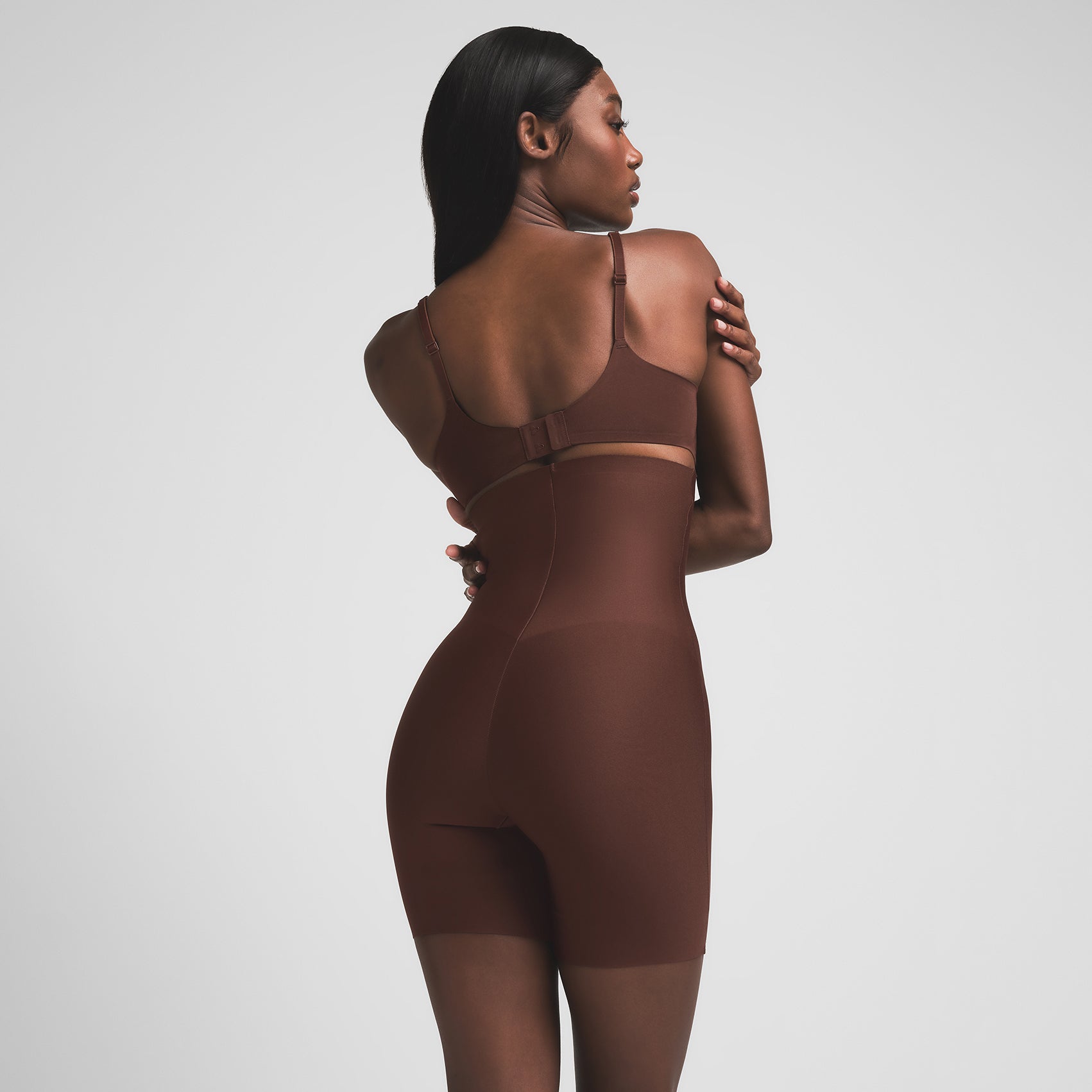 SKIMS BODY CORE SCULPT HIGH-WAISTED SHORT | COCOA - Image 4