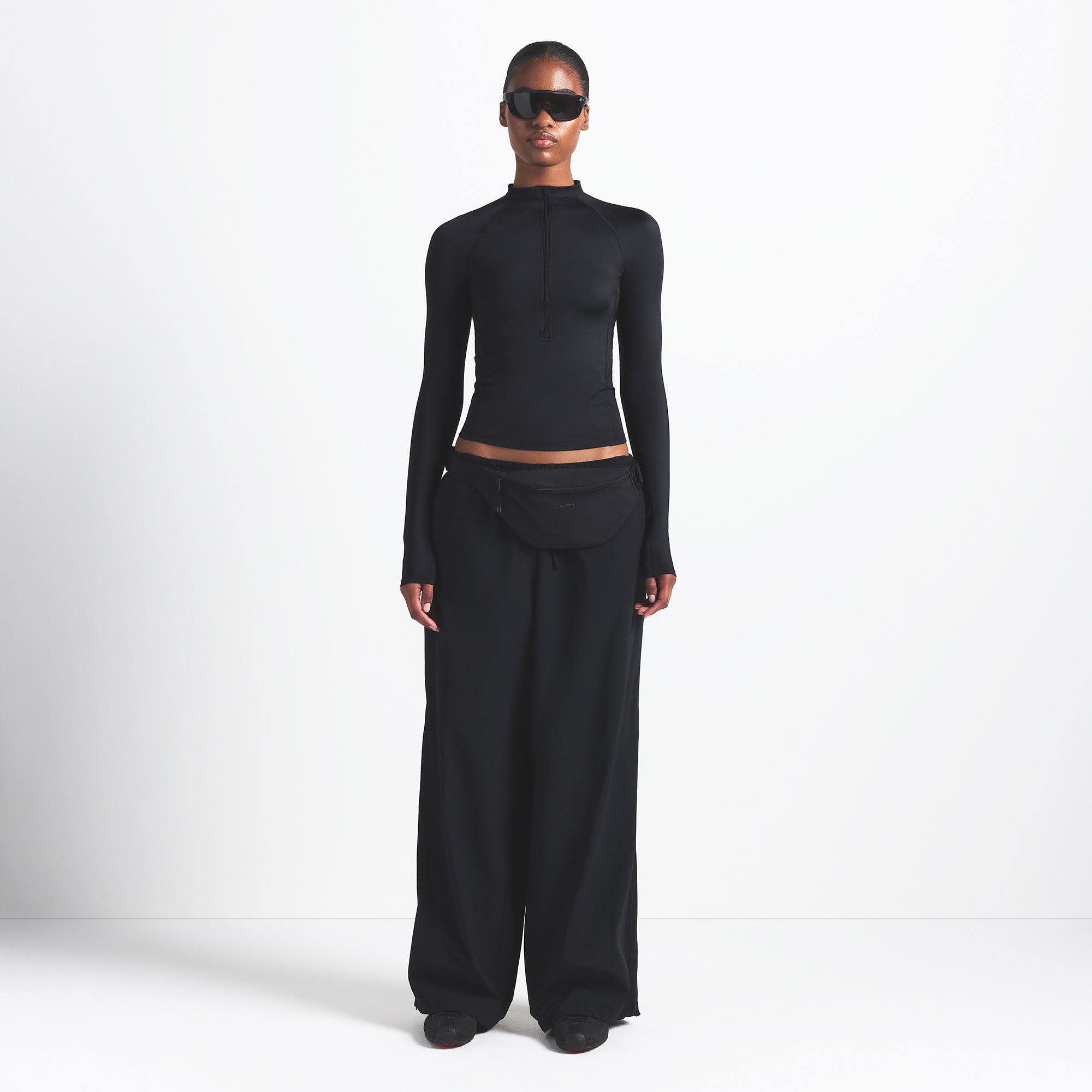 NikeSKIMS WOVEN NYLON OVERSIZED TRACK PANT | OBSIDIAN - Image 2