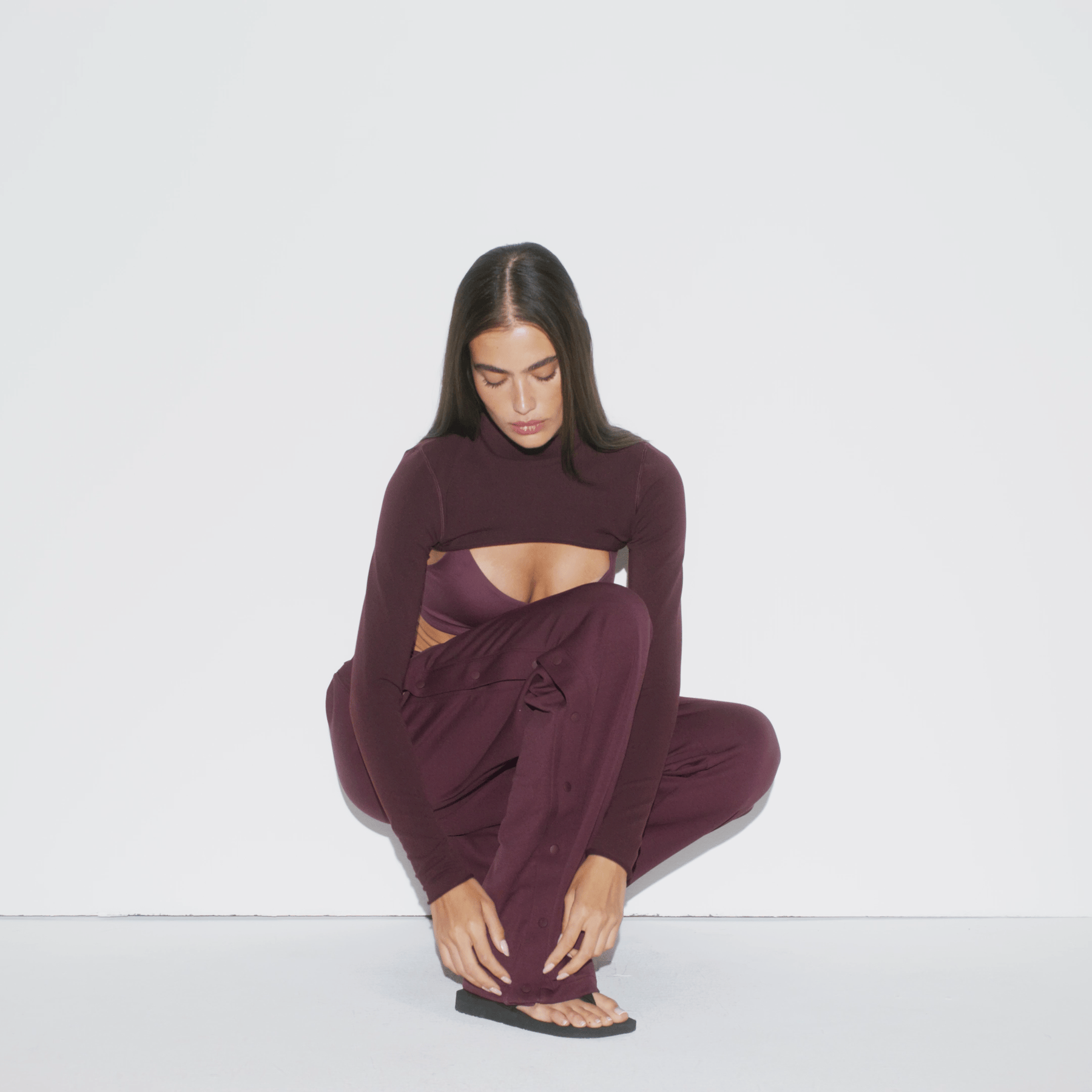NikeSKIMS MATTE TRICOT SIDE SNAPS PANT | CURRANT - Image 6