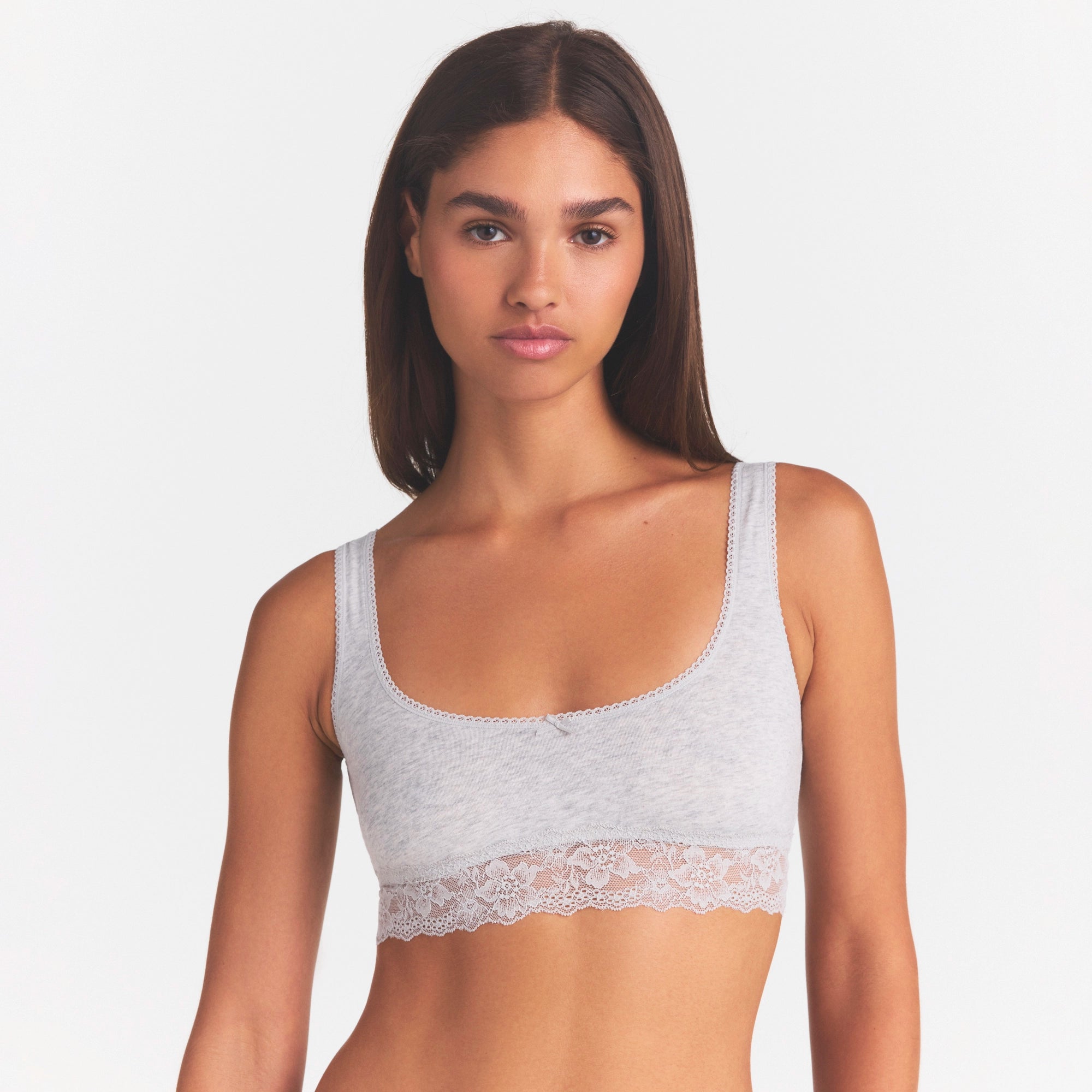 LIGHTWEIGHT COTTON LACE SCOOP BRALETTE | LIGHT HEATHER GREY - Image 3