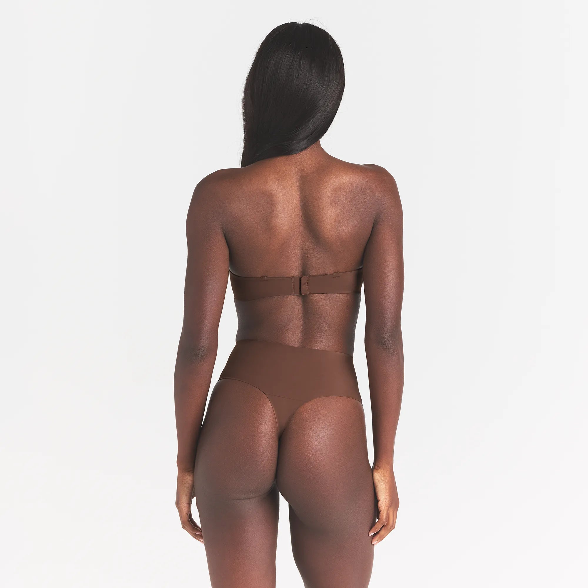 SMOOTHING INTIMATES STRAPLESS BRA | JASPER - Image 4