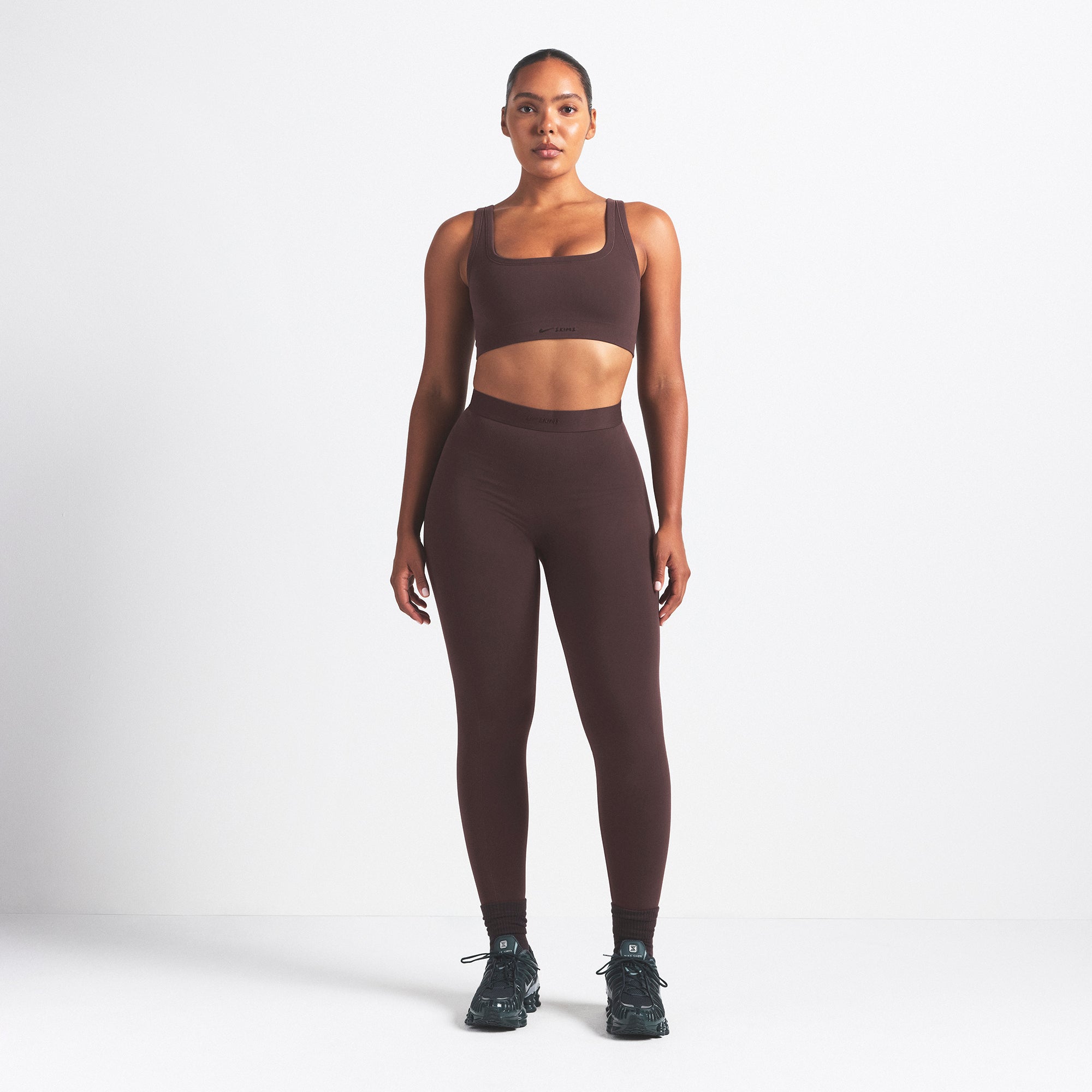 NikeSKIMS VINTAGE SEAMLESS SCOOP NECK BRA | PHOENIX - Image 5
