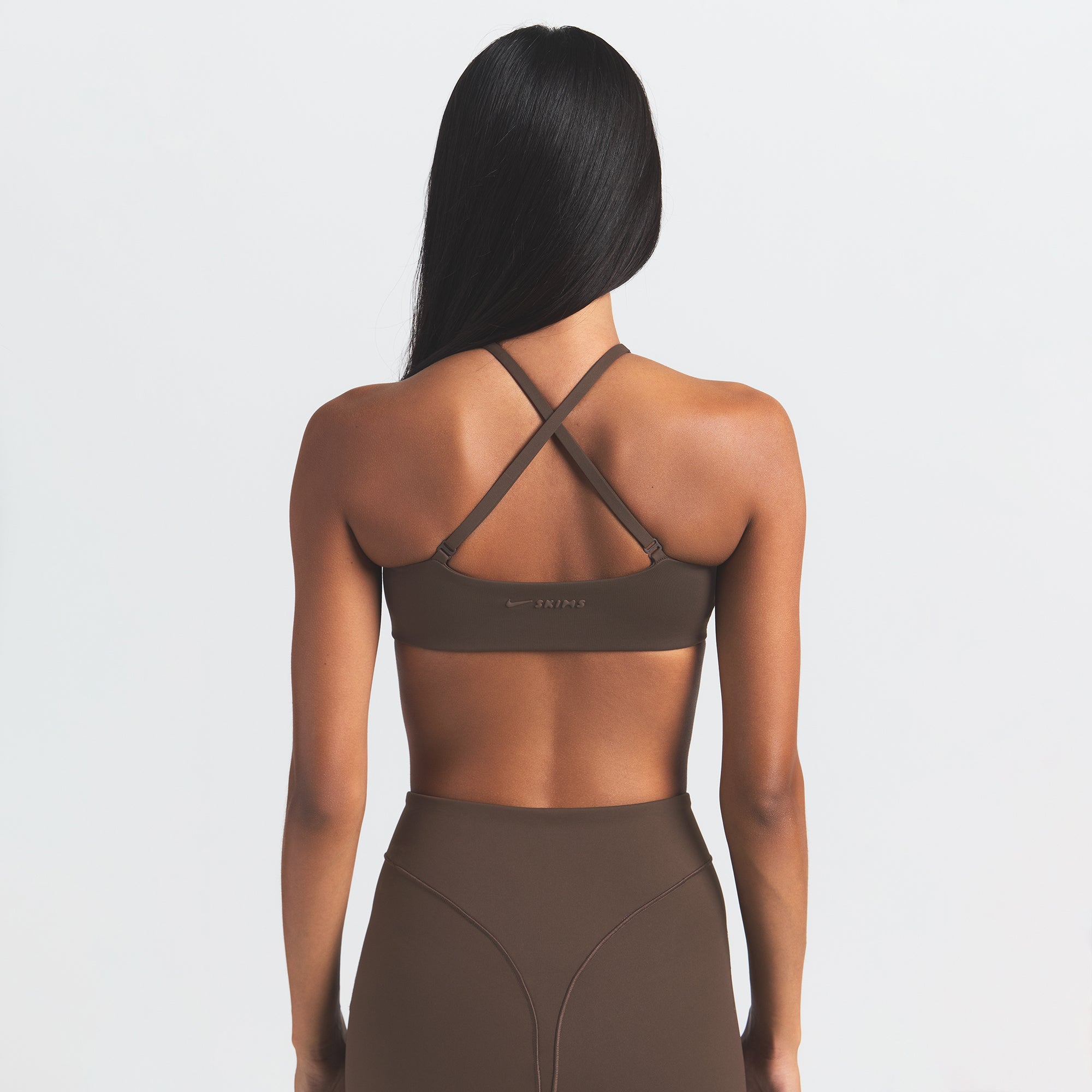 NikeSKIMS MATTE MICRO SCOOP BRA | DARK SEPIA - Image 5