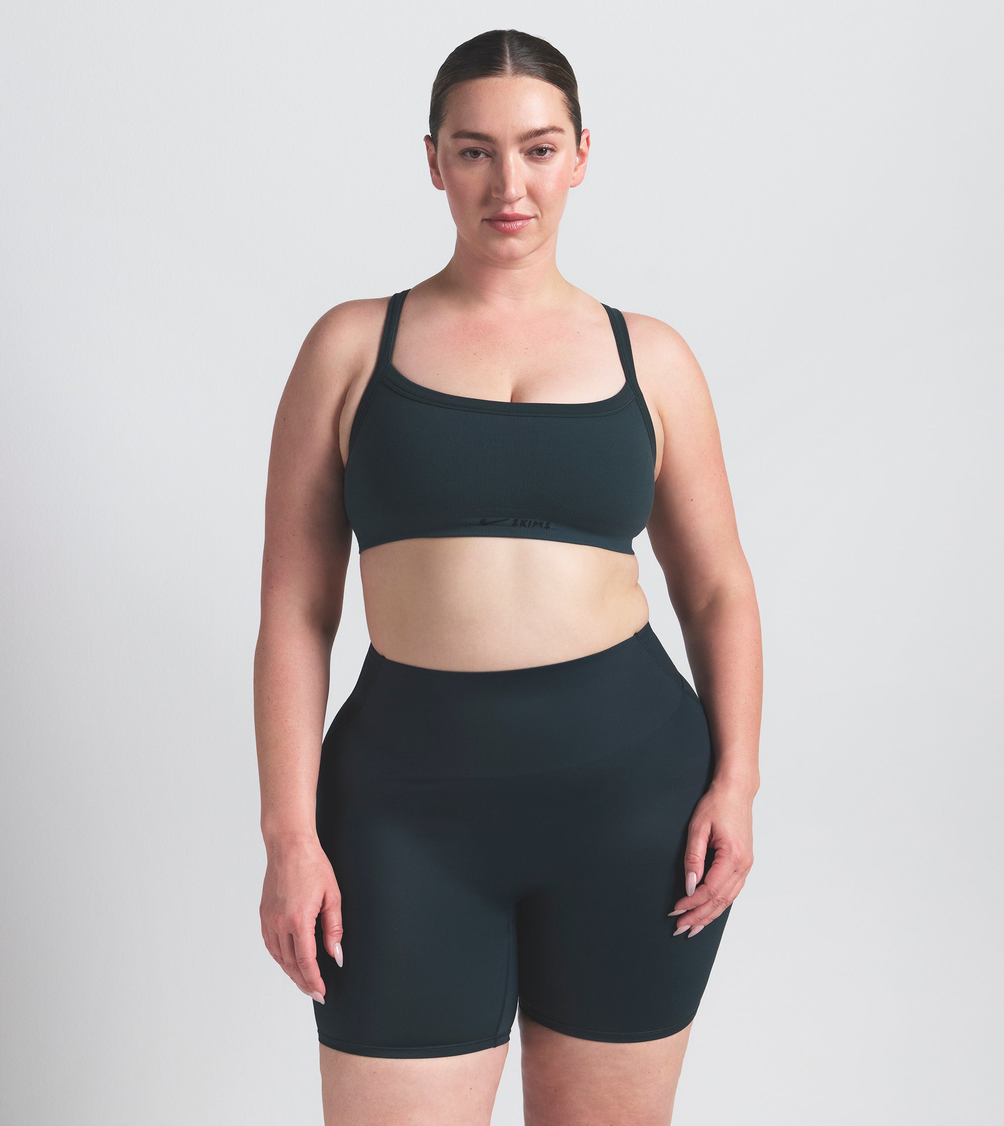 NikeSKIMS VINTAGE SEAMLESS CAMI BRA | DARK TEAL - Image 4