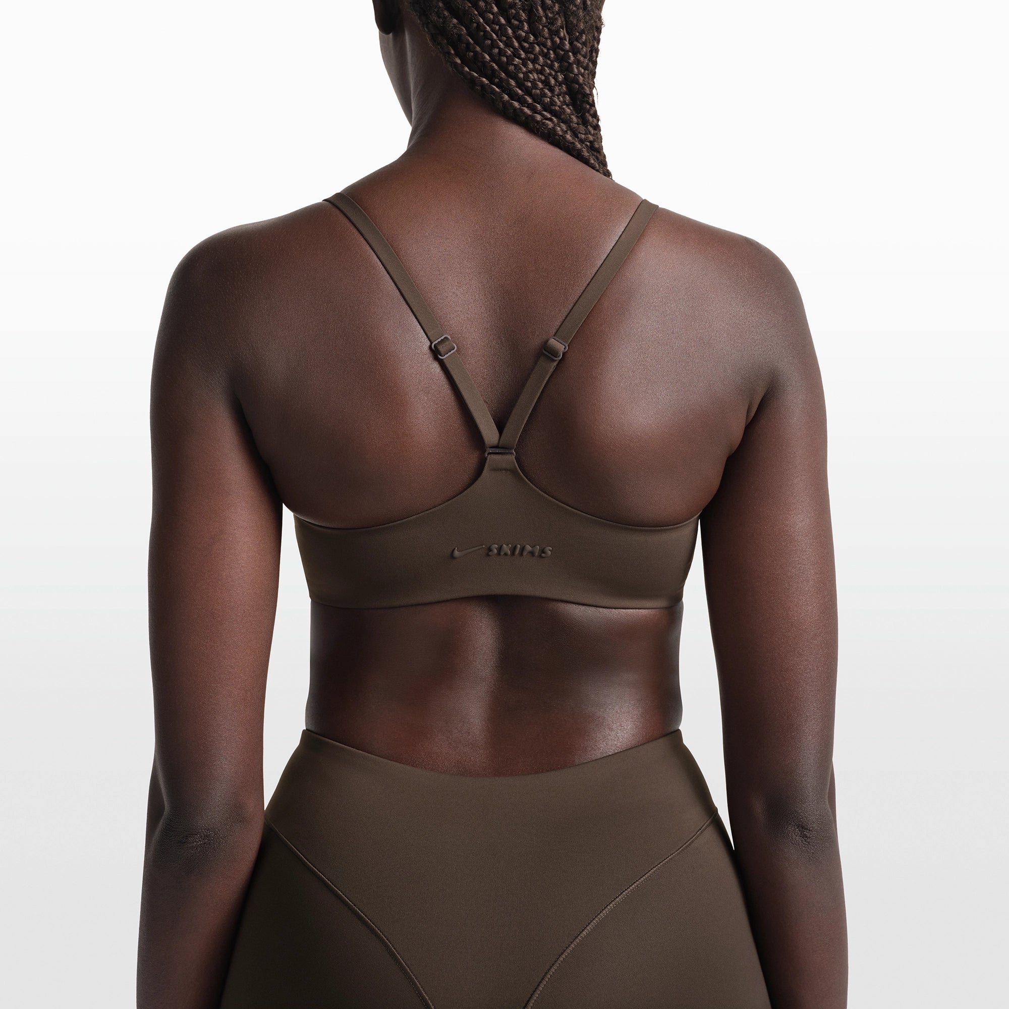NikeSKIMS MATTE CONTOUR CAMI BRA | DARK SEPIA - Image 5