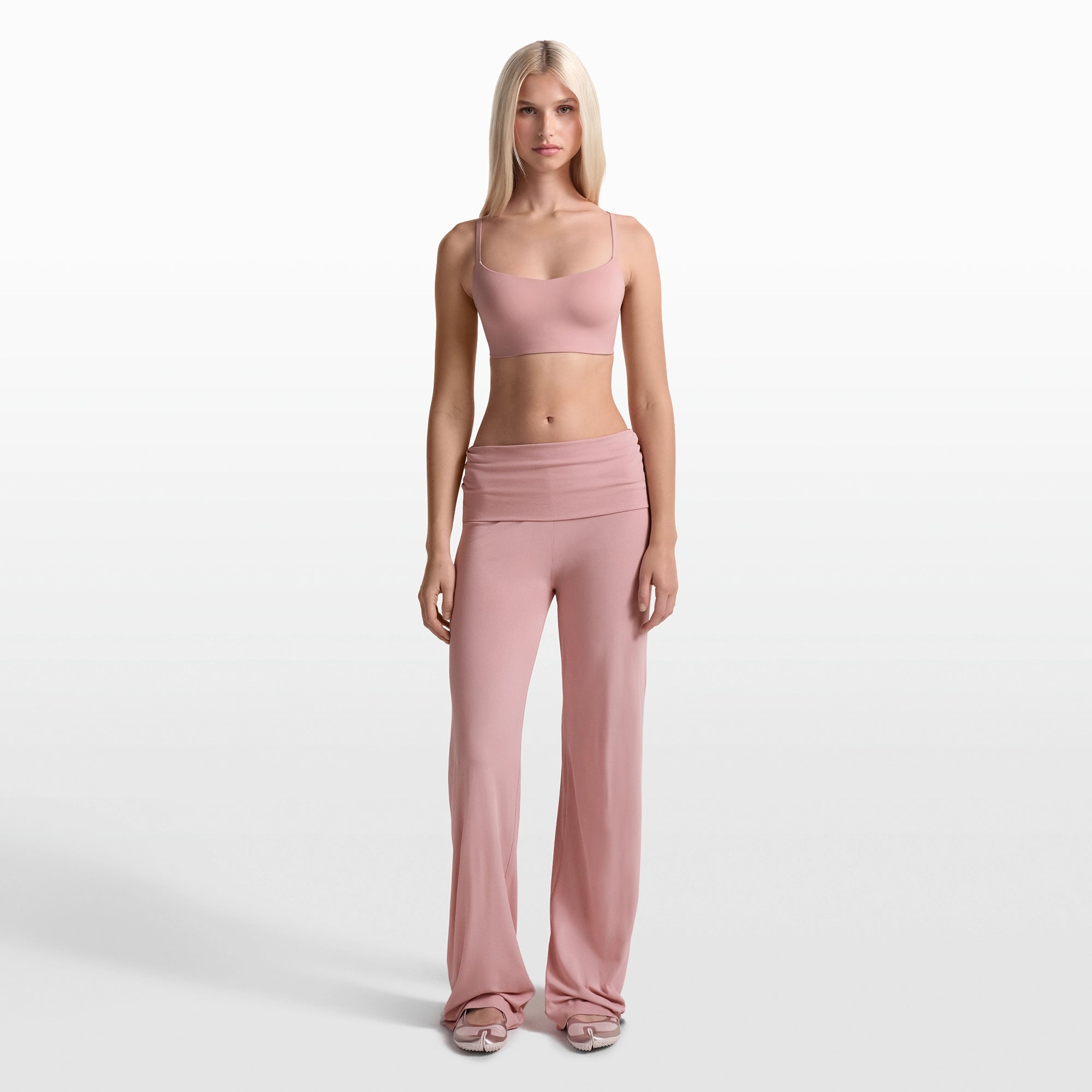 NikeSKIMS MATTE CONTOUR CAMI BRA | HIMALAYAN - Image 2
