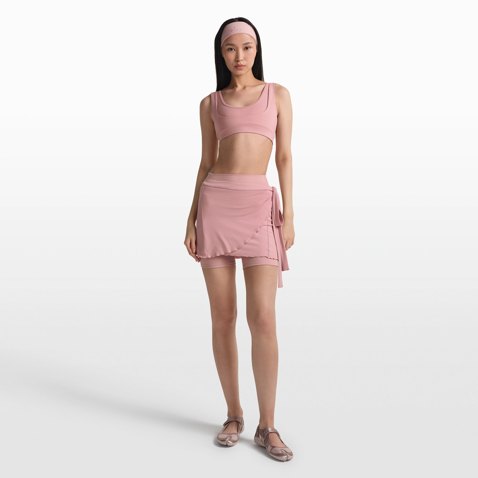 NikeSKIMS MATTE DOUBLE STRAP SCOOP BRA | HIMALAYAN - Image 2
