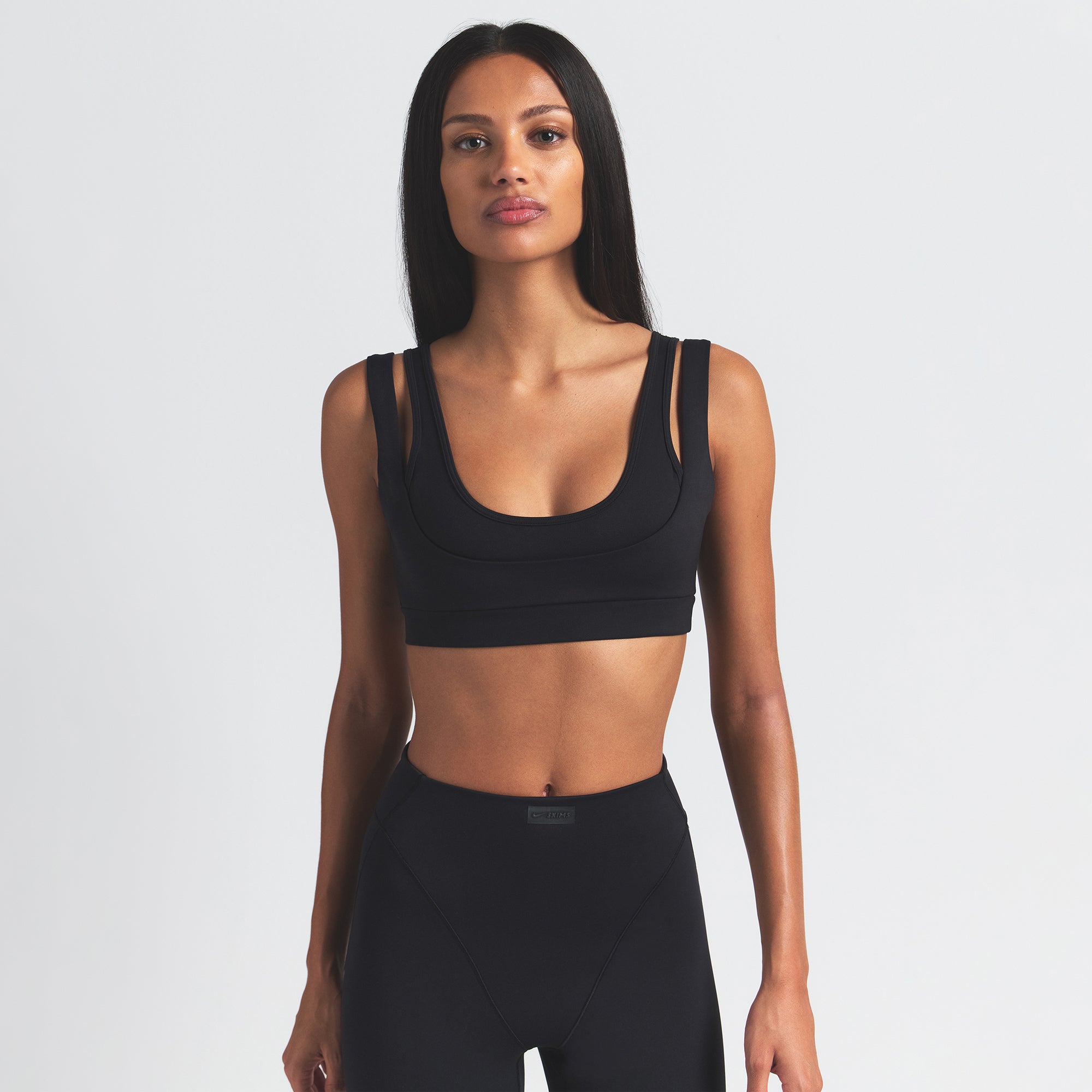 NikeSKIMS MATTE DOUBLE STRAP SCOOP BRA | OBSIDIAN - Image 2