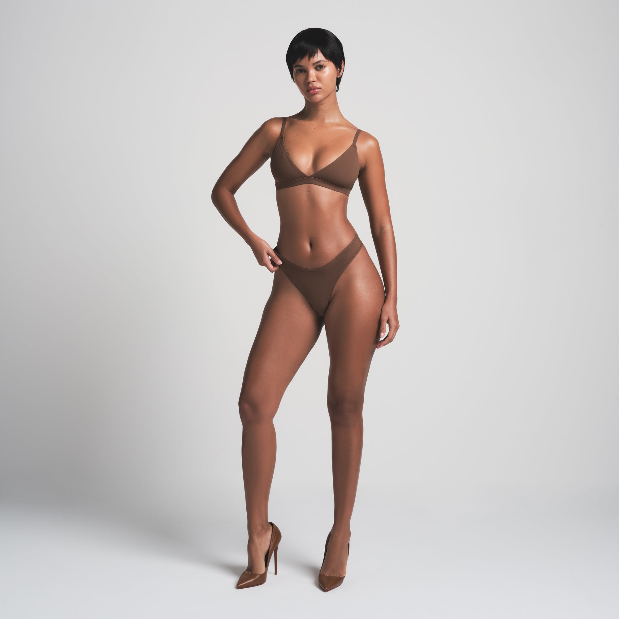 FITS EVERYBODY TRIANGLE BRALETTE | JASPER - Image 2