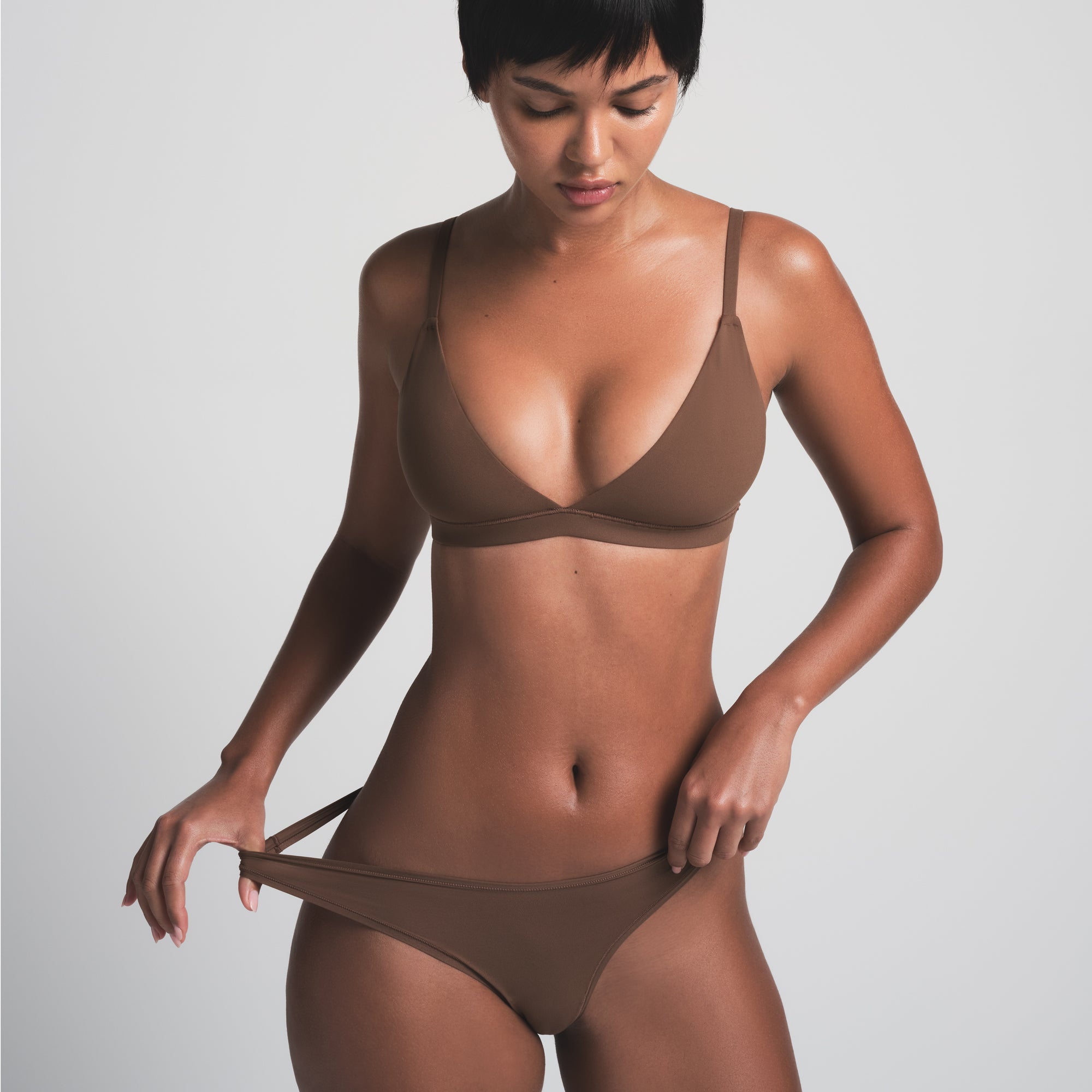 FITS EVERYBODY TRIANGLE BRALETTE | JASPER - Image 3