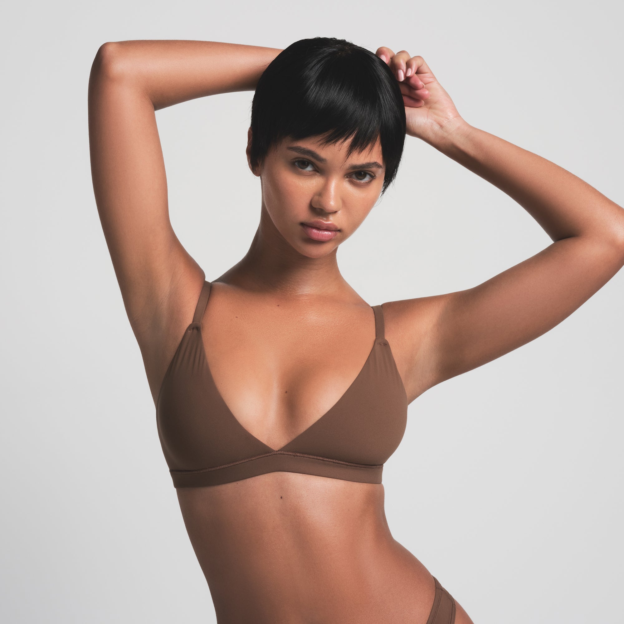 FITS EVERYBODY TRIANGLE BRALETTE | JASPER - Image 4
